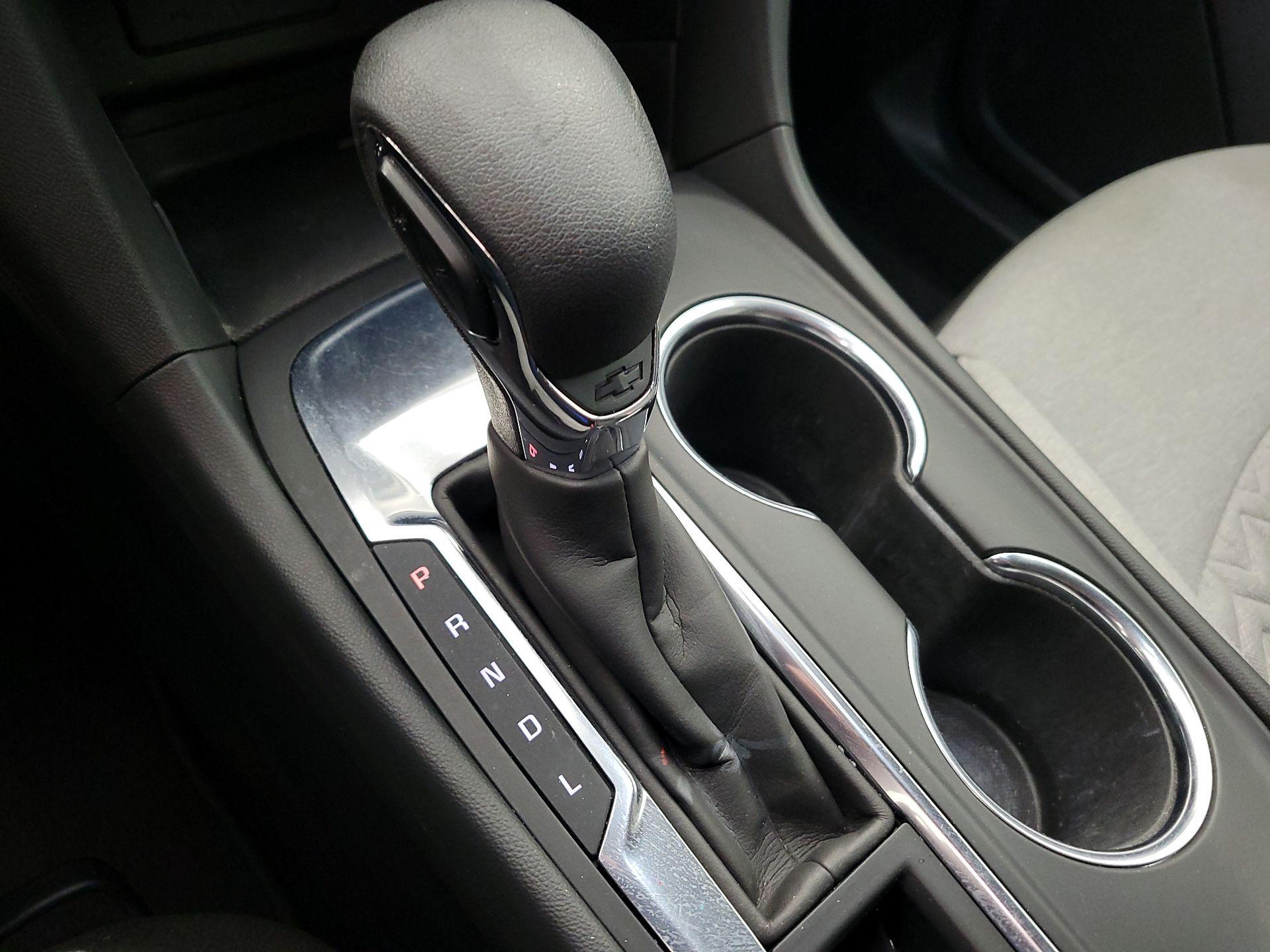 Thumbnail: 2023 Chevrolet Equinox - 17