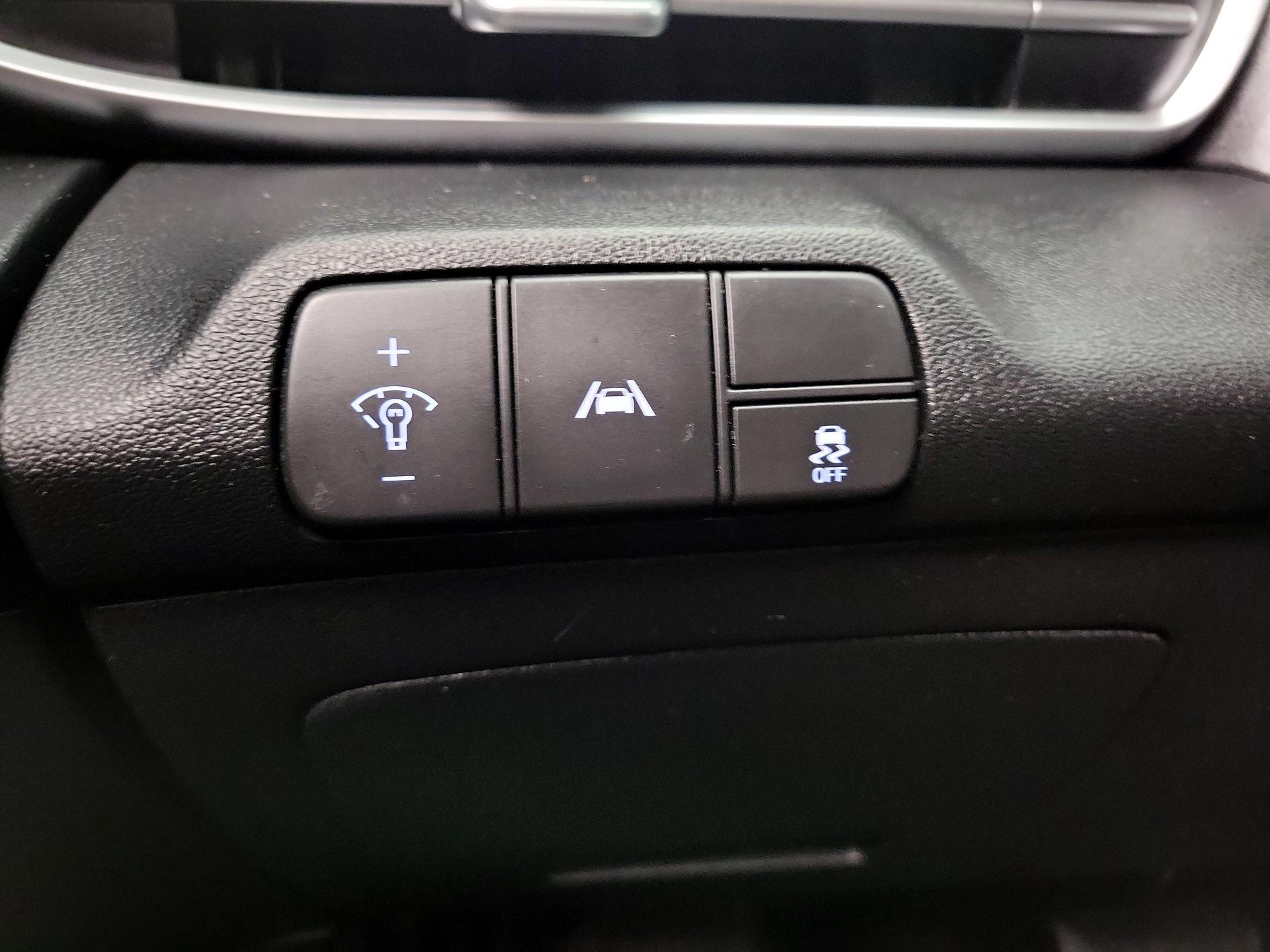 Thumbnail: 2023 Hyundai Elantra - 13