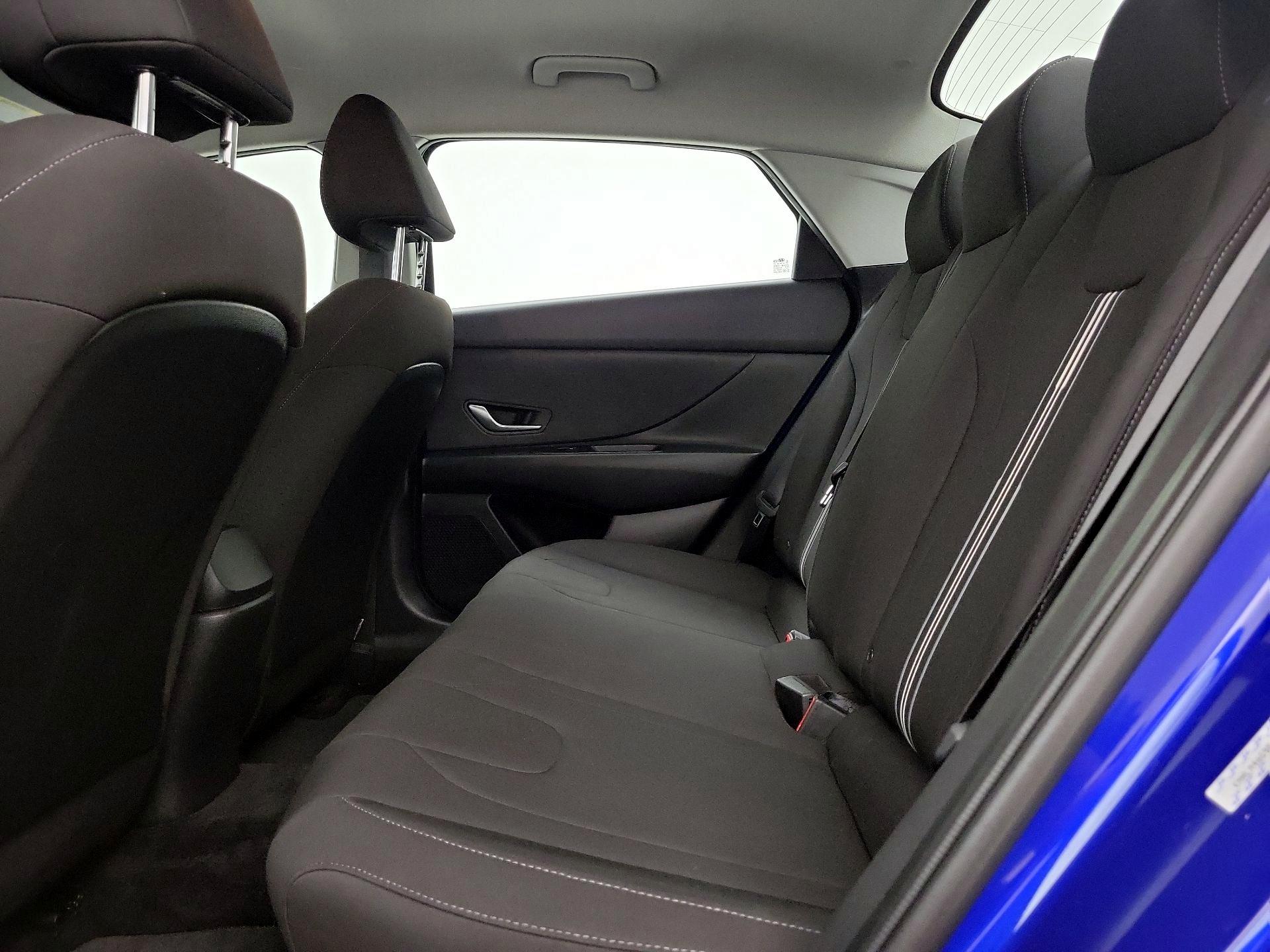 Thumbnail: 2023 Hyundai Elantra - 19