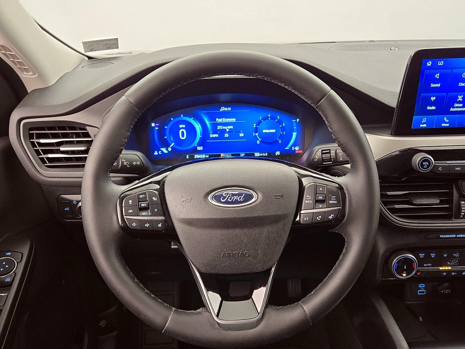 Thumbnail: 2022 Ford Escape - 10