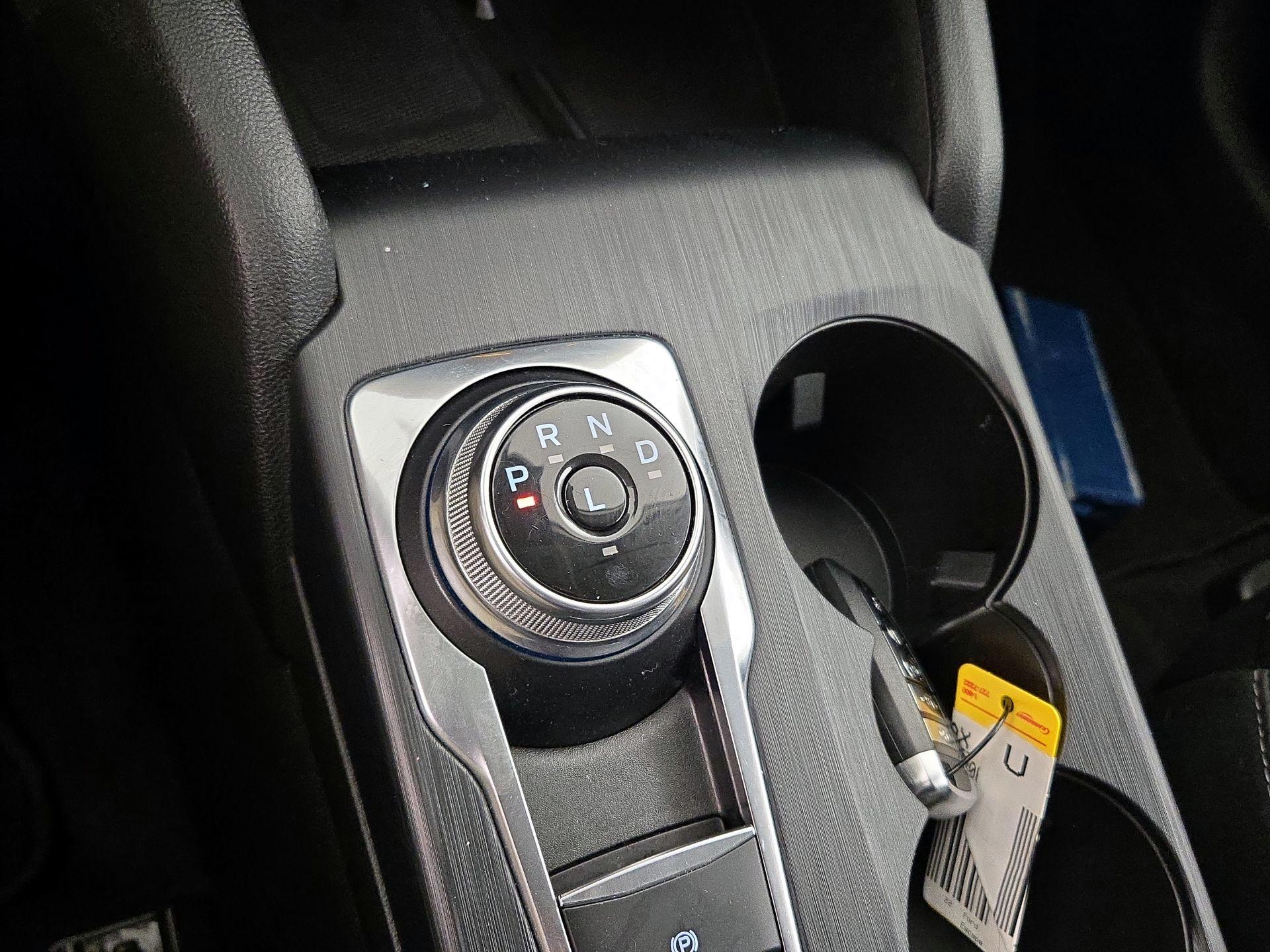 Thumbnail: 2022 Ford Escape - 18