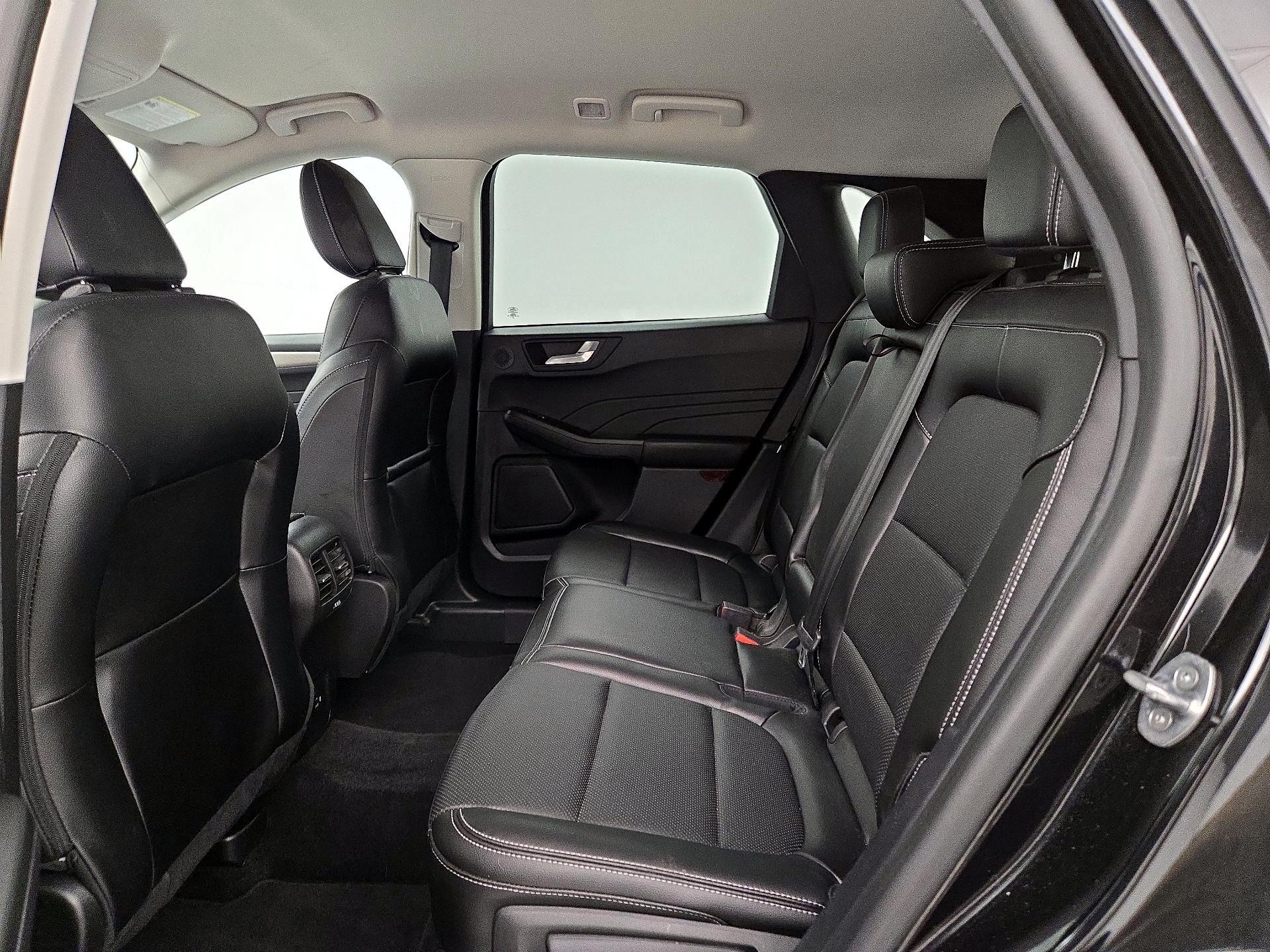 Thumbnail: 2022 Ford Escape - 20