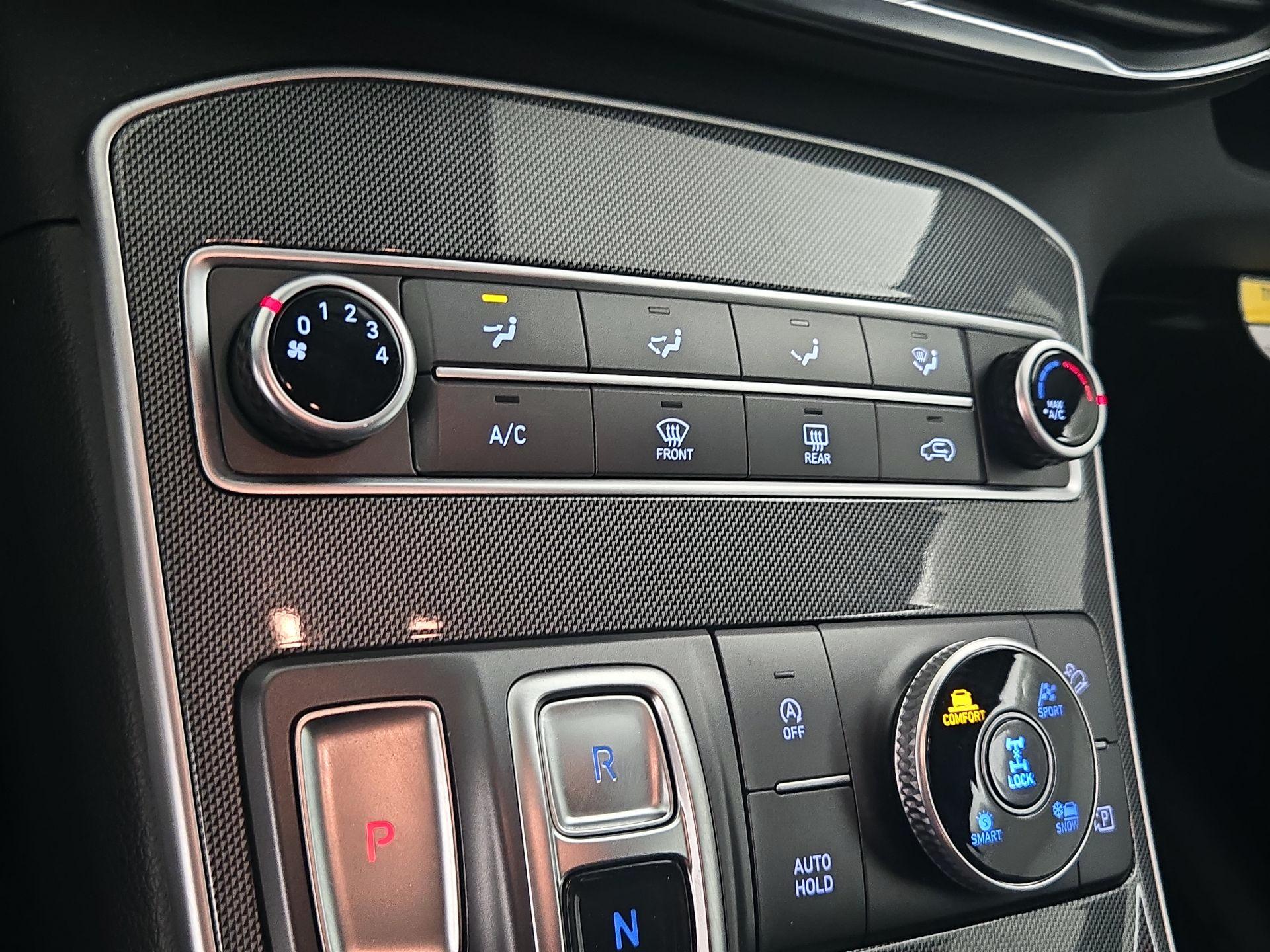 Thumbnail: 2023 Hyundai Santa Fe - 16