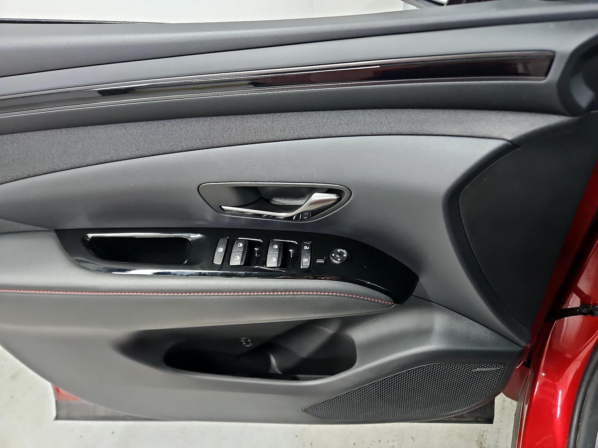 Thumbnail: 2023 Hyundai Tucson - 12