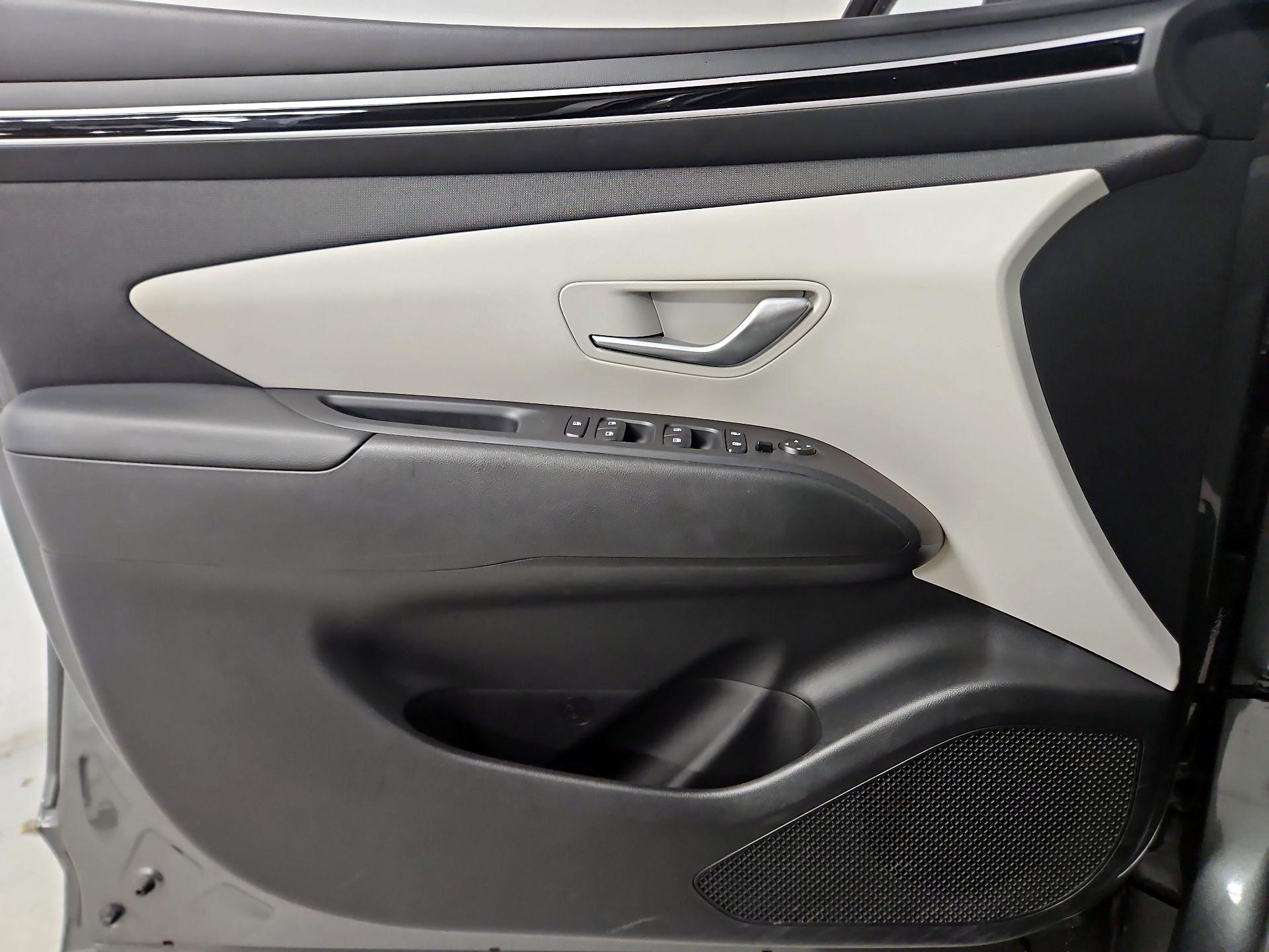 Thumbnail: 2023 Hyundai Tucson - 12