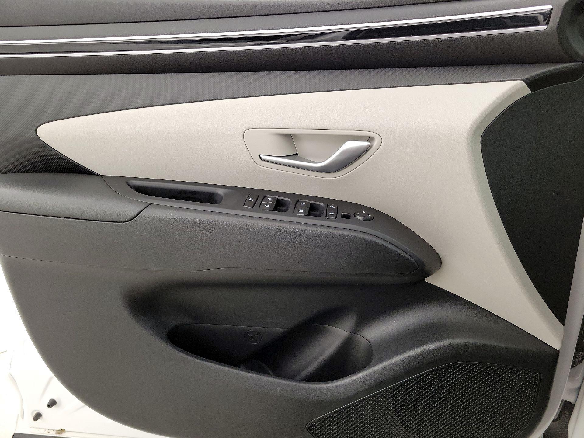 Thumbnail: 2023 Hyundai Tucson - 12