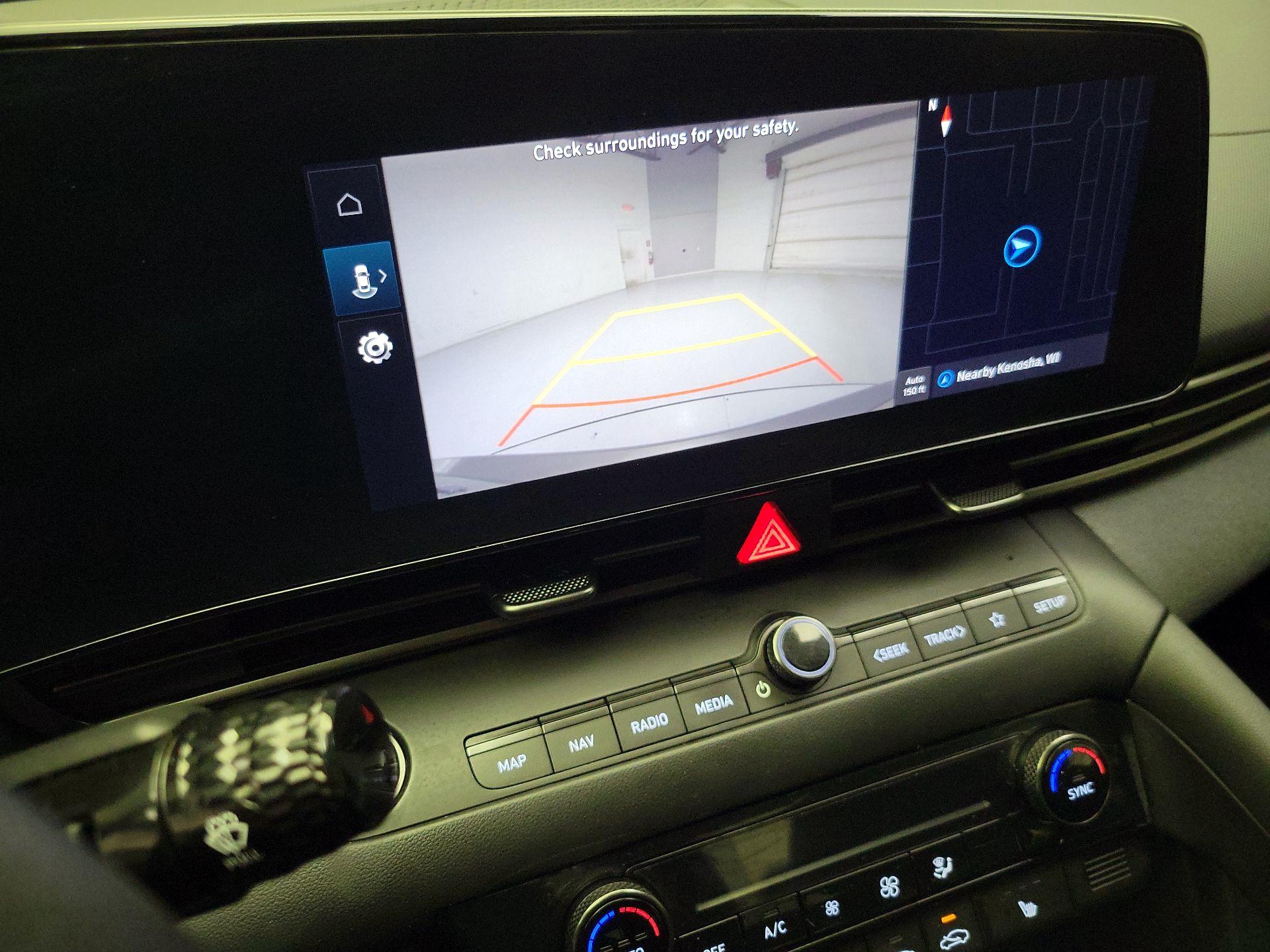 Thumbnail: 2023 Hyundai Elantra - 15