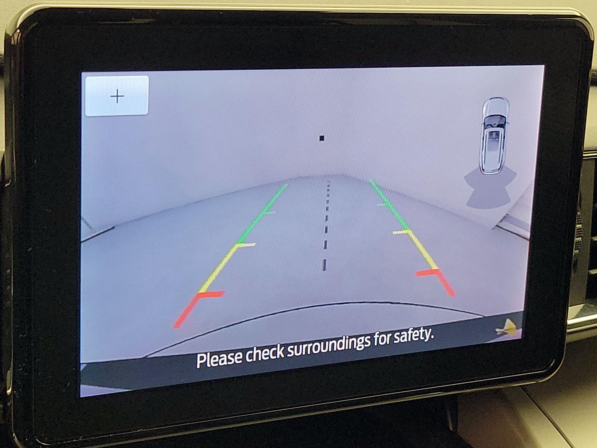 Thumbnail: 2022 Ford Explorer - 15