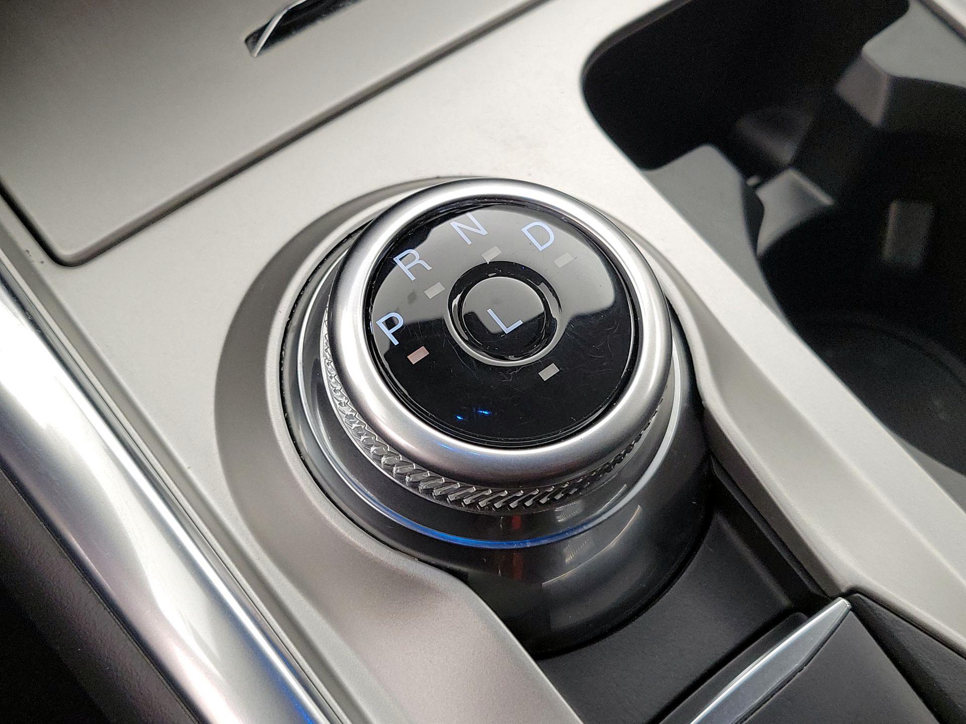 Thumbnail: 2022 Ford Explorer - 18