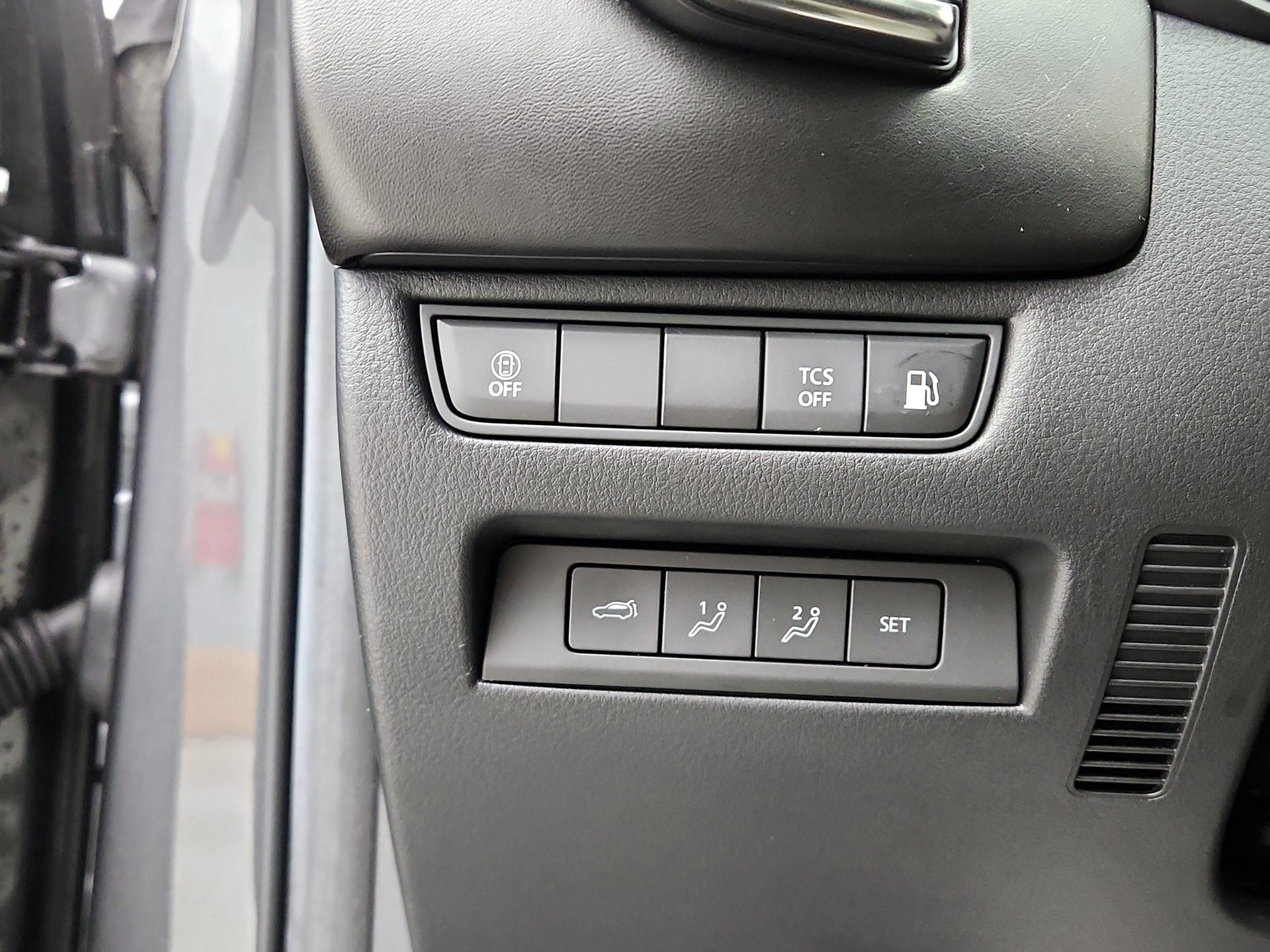 Thumbnail: 2025 Mazda CX-50 - 13