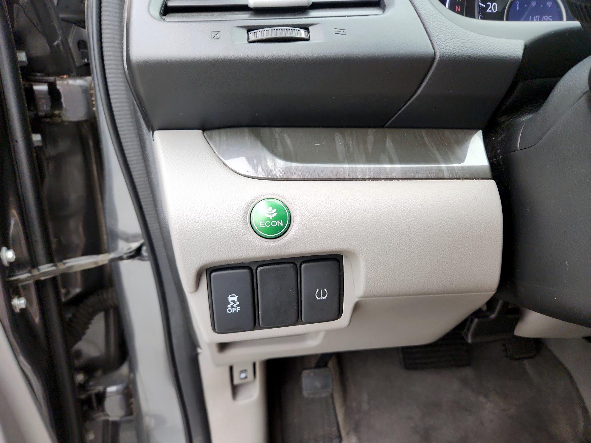 Thumbnail: 2014 Honda CR-V - 13
