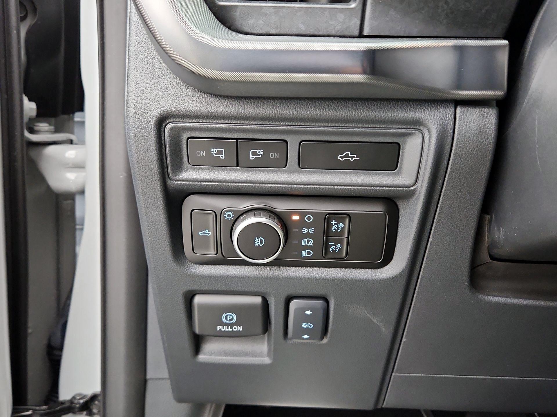 Thumbnail: 2023 Ford F-150 - 13