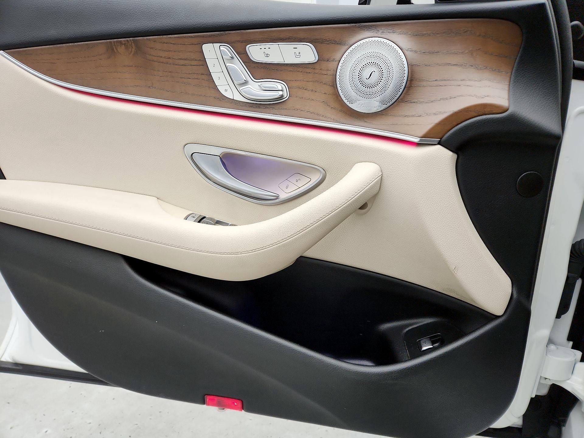 Thumbnail: 2018 Mercedes-Benz E-Class - 12