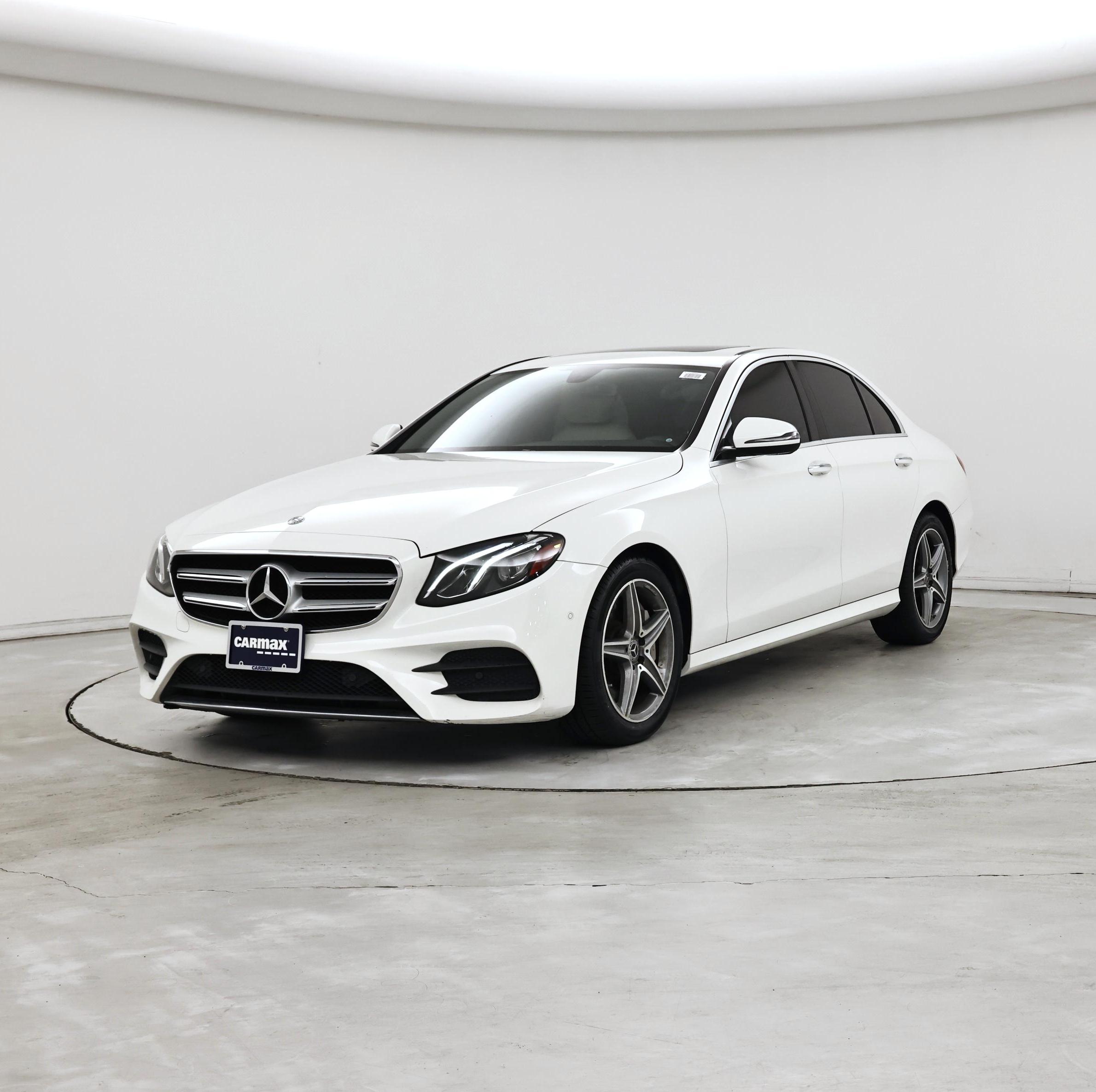 Thumbnail: 2018 Mercedes-Benz E-Class - 4