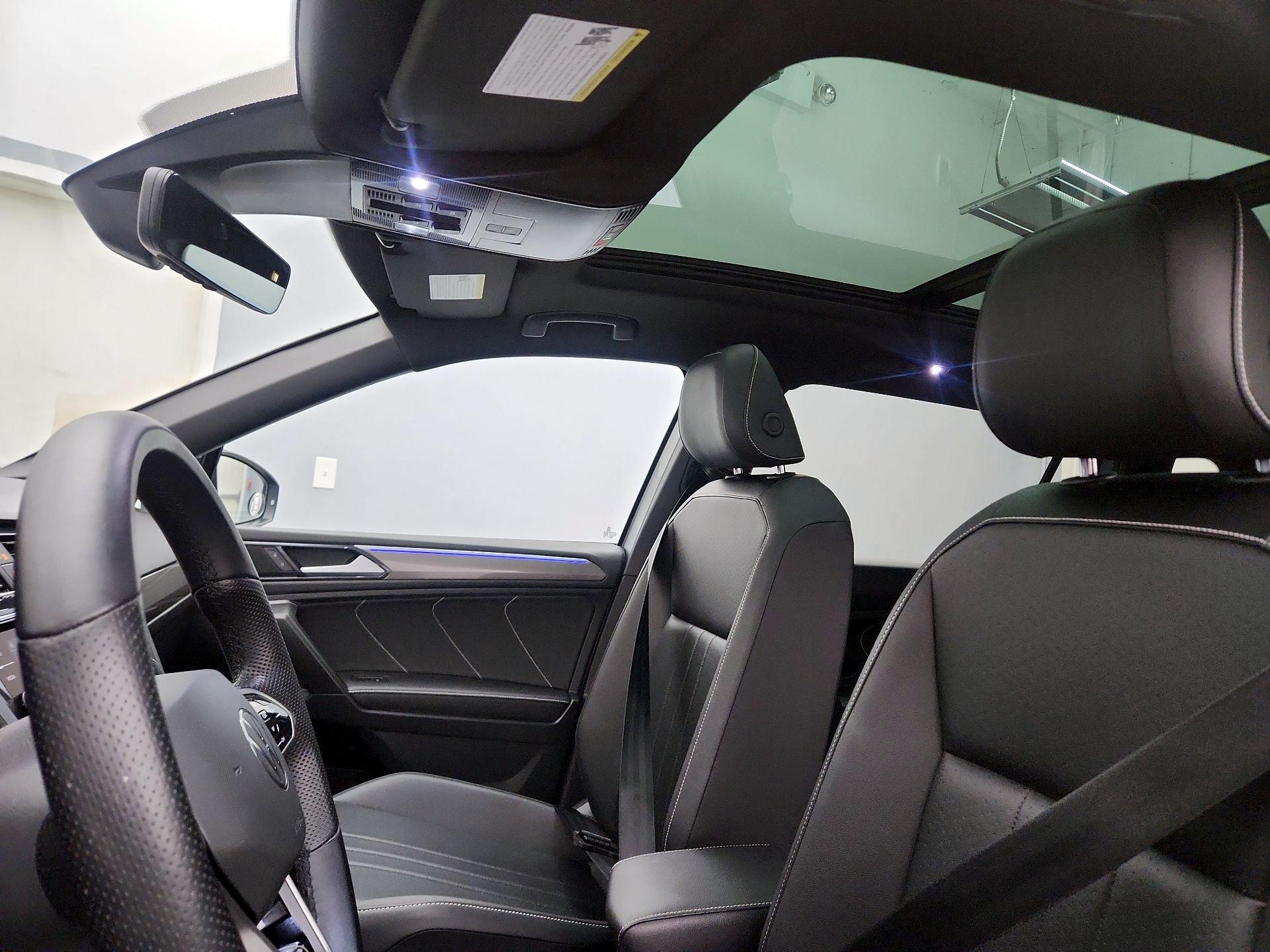 Thumbnail: 2022 Volkswagen Tiguan - 19