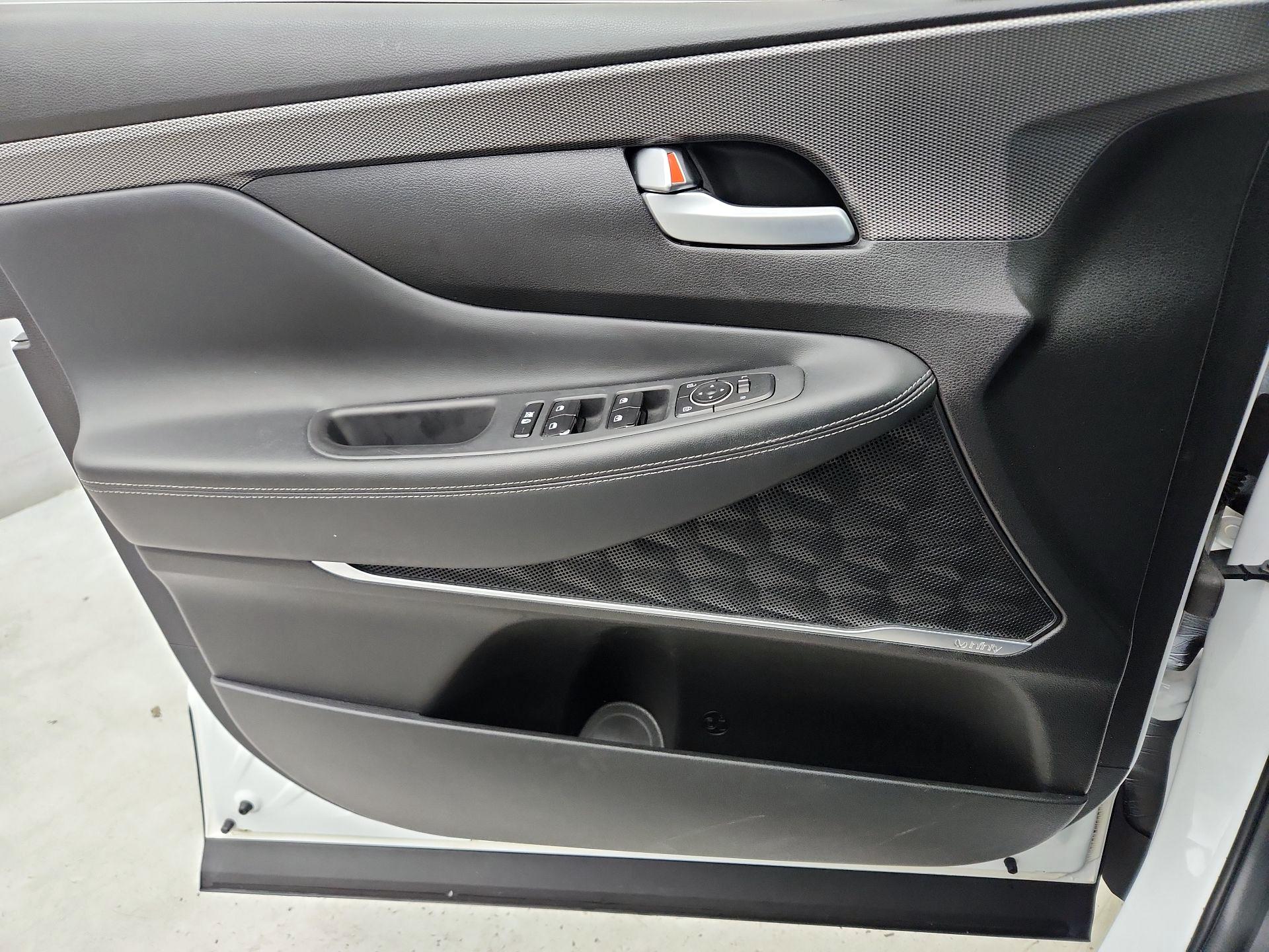 Thumbnail: 2019 Hyundai Santa Fe - 12