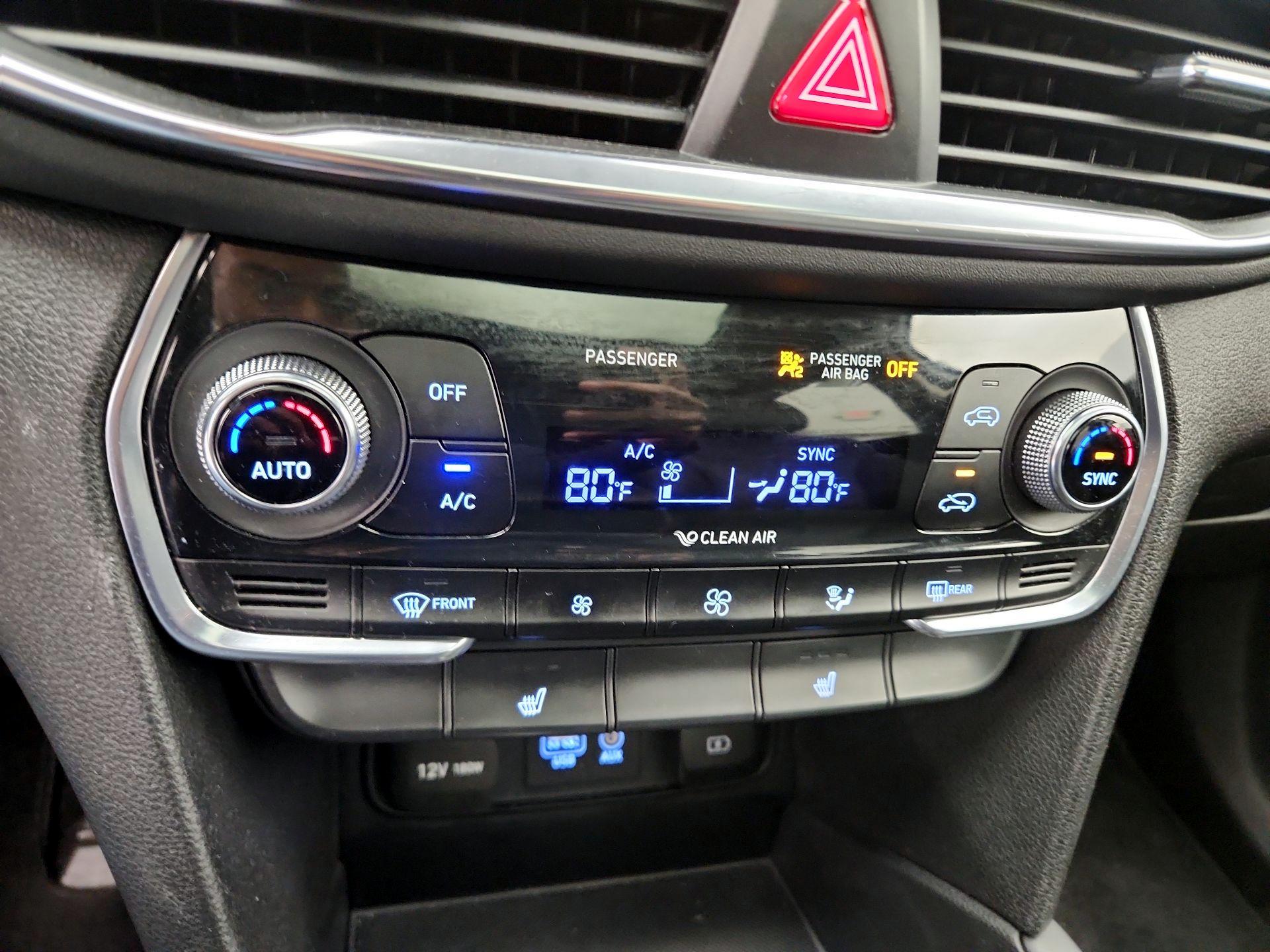 Thumbnail: 2019 Hyundai Santa Fe - 16