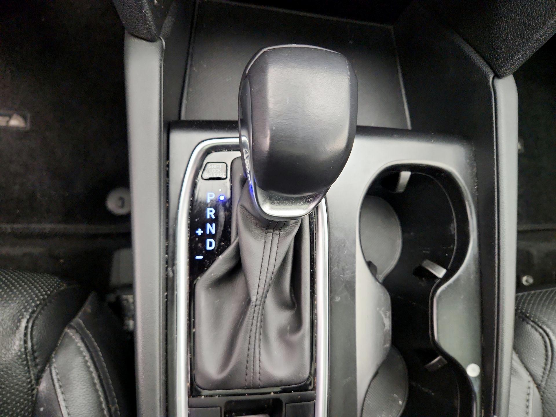 Thumbnail: 2019 Hyundai Santa Fe - 17