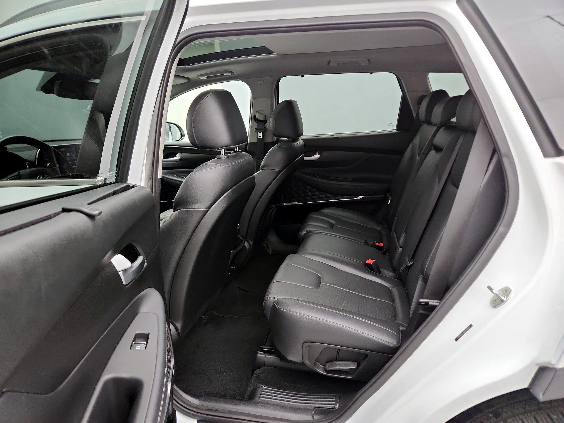 Thumbnail: 2019 Hyundai Santa Fe - 20