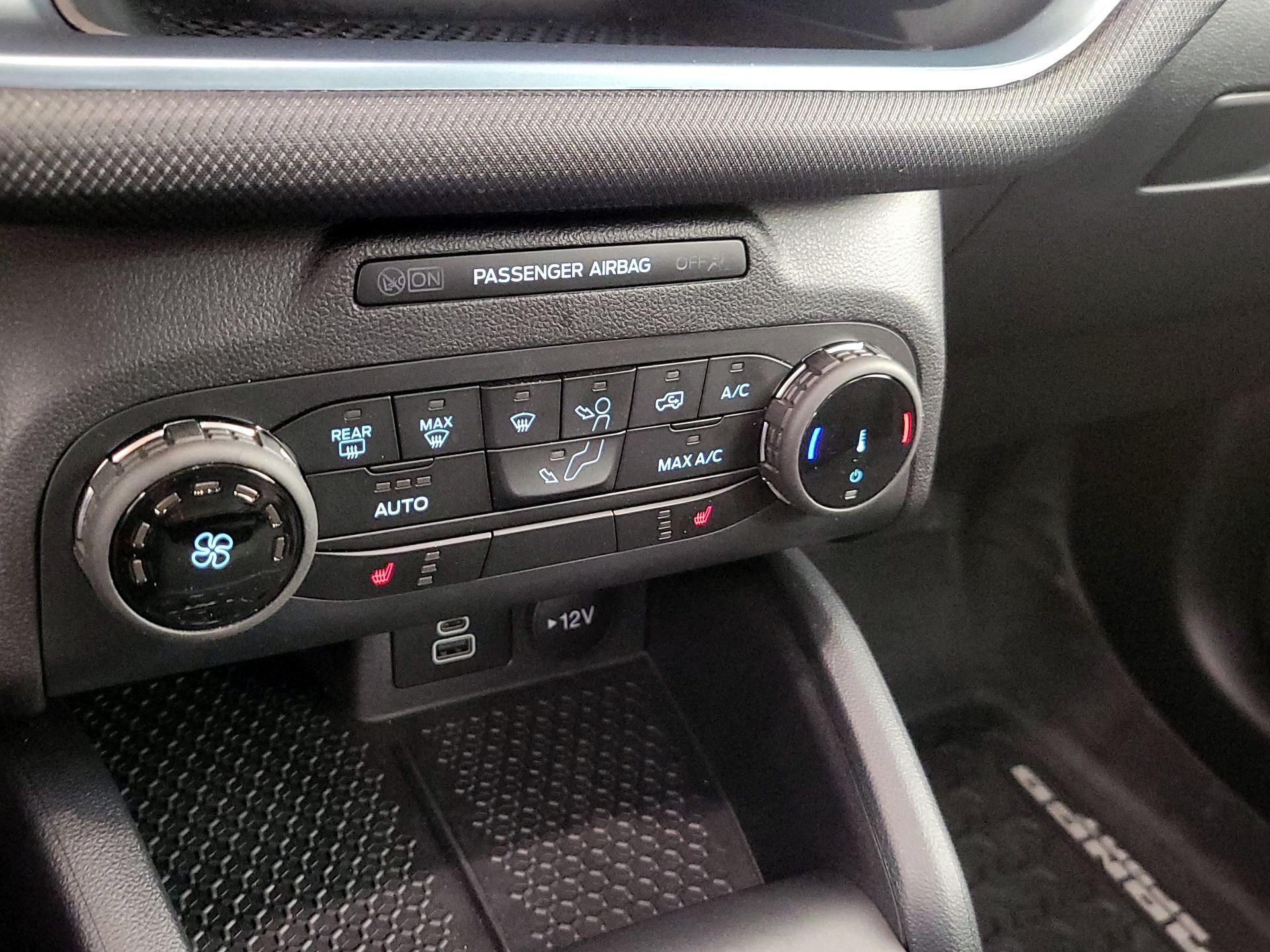 Thumbnail: 2023 Ford Bronco Sport - 16