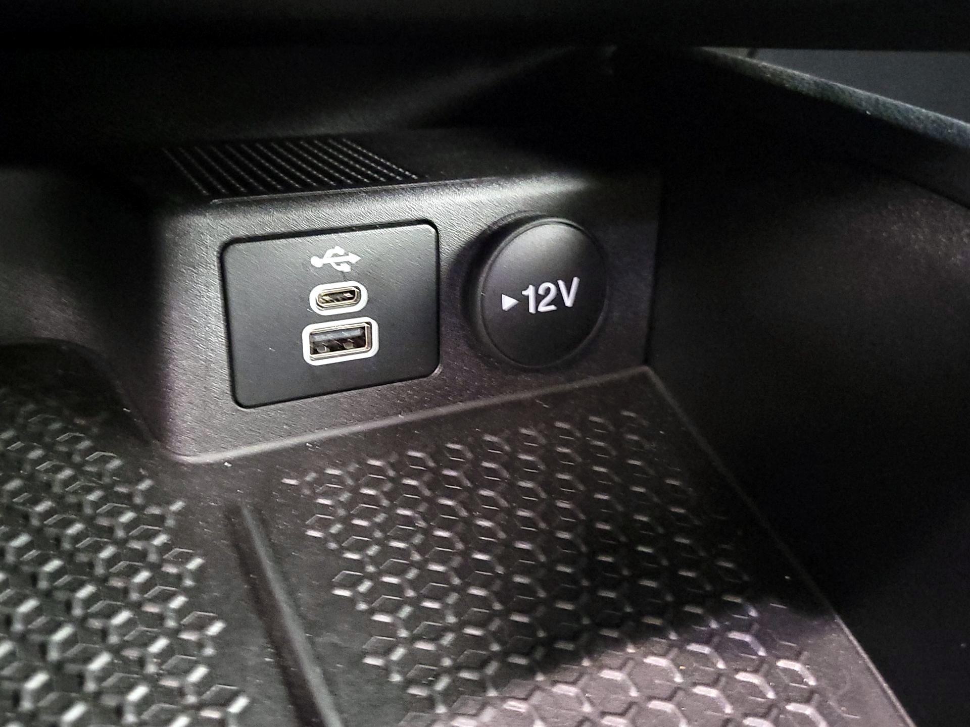 Thumbnail: 2023 Ford Bronco Sport - 18