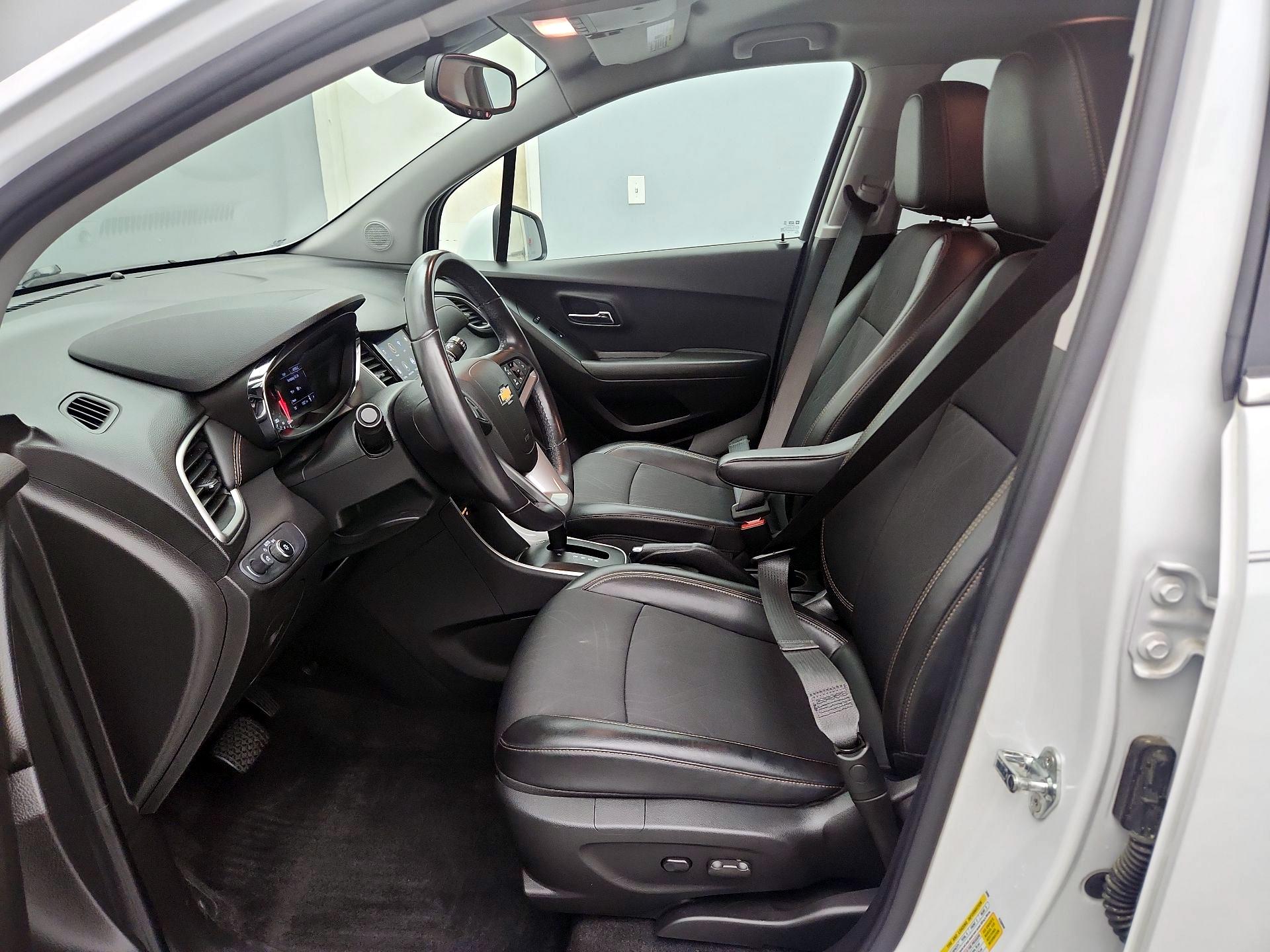 Thumbnail: 2020 Chevrolet Trax - 11