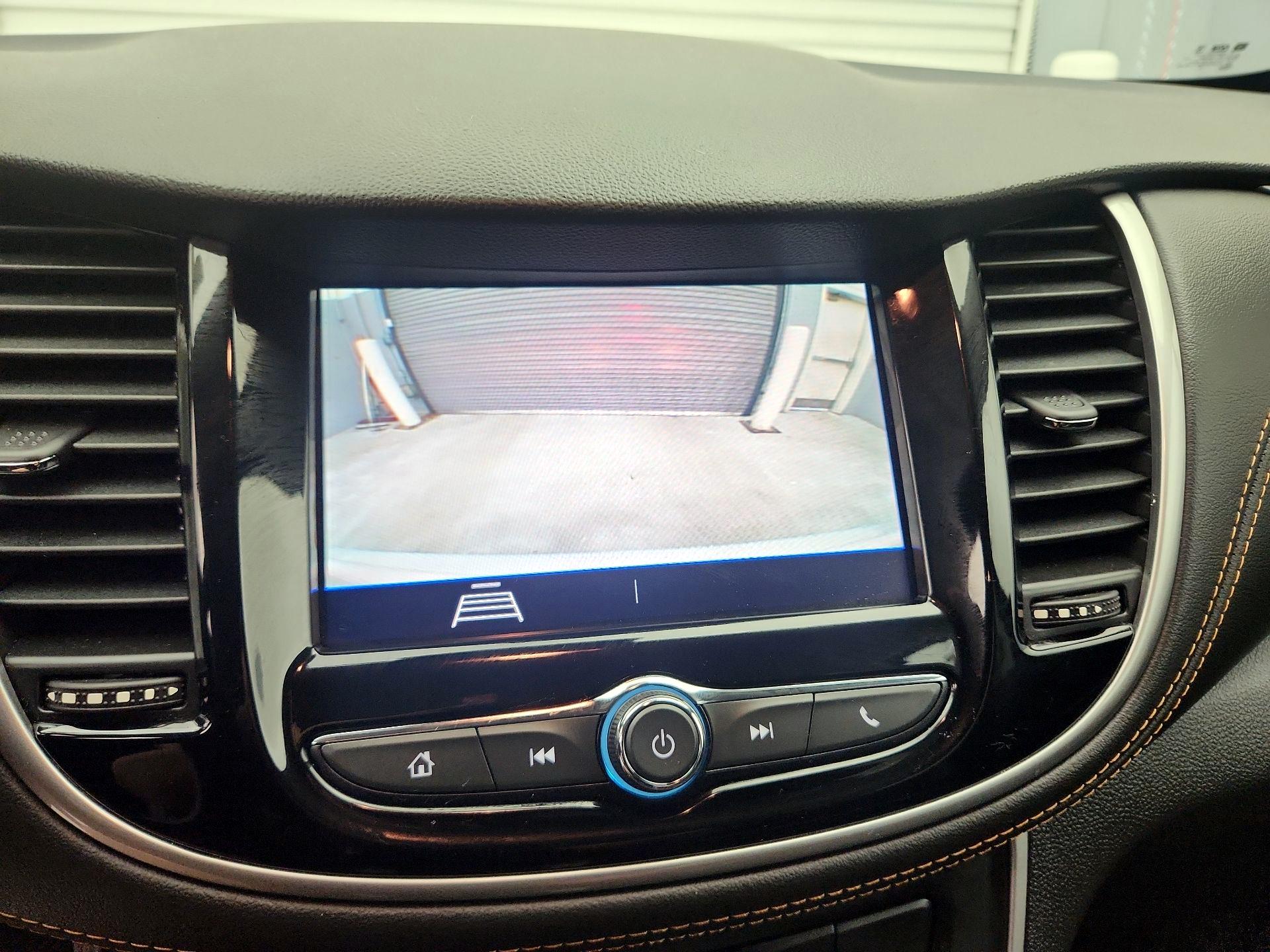 Thumbnail: 2020 Chevrolet Trax - 14