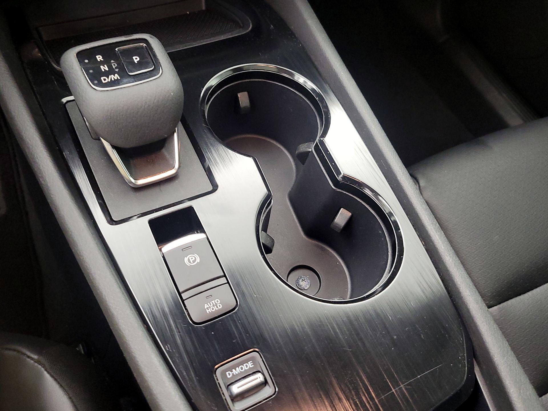 Thumbnail: 2022 Nissan Rogue - 17