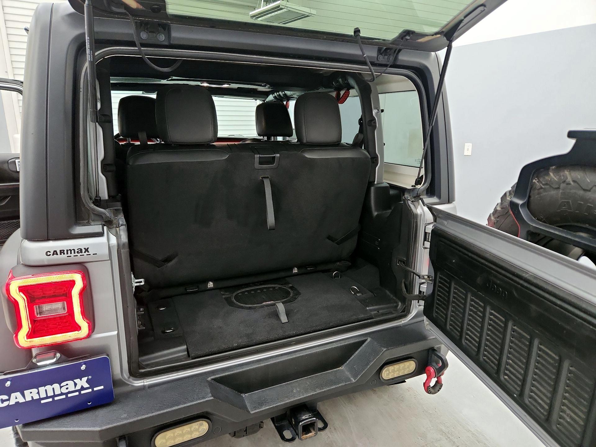 Thumbnail: 2020 Jeep Wrangler - 20