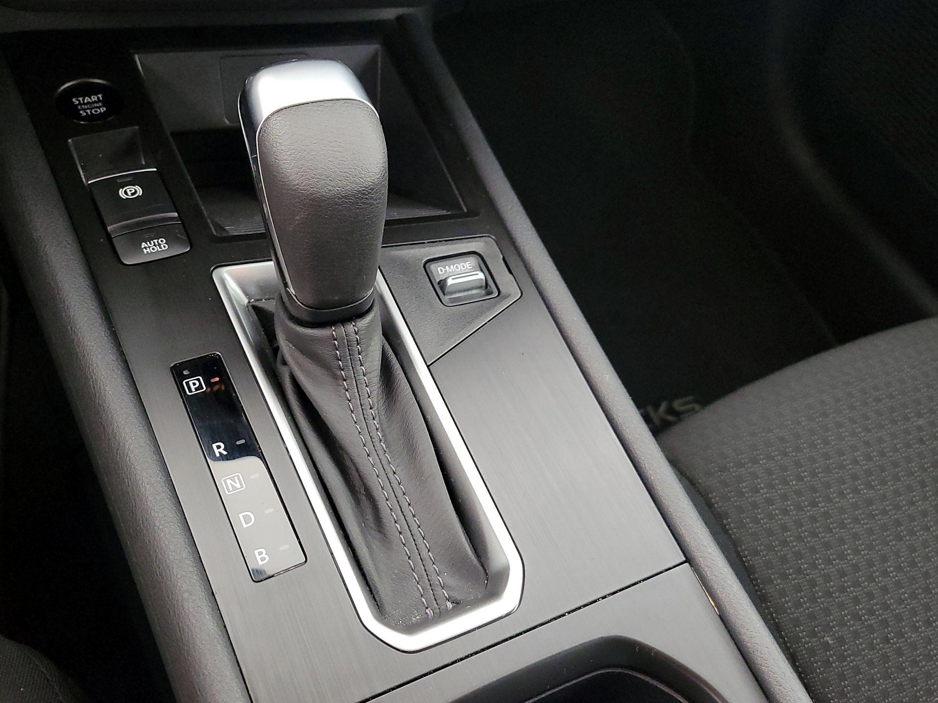 Thumbnail: 2025 Nissan Kicks - 16