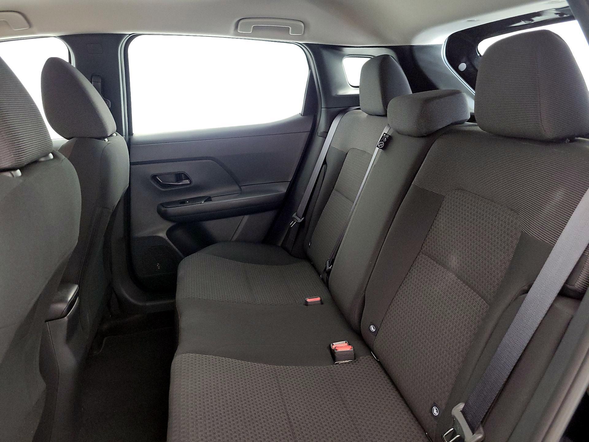 Thumbnail: 2025 Nissan Kicks - 18