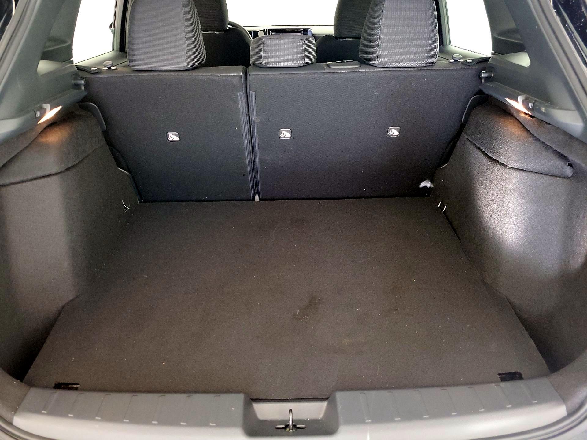 Thumbnail: 2025 Nissan Kicks - 19