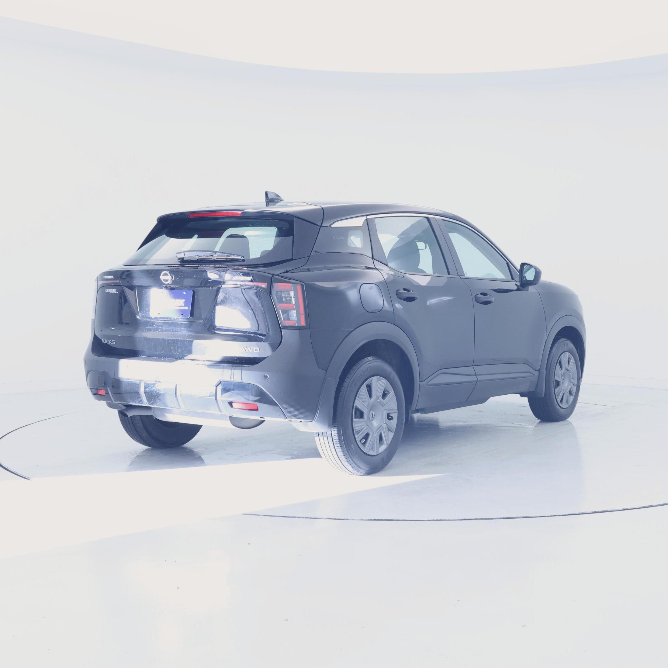 Thumbnail: 2025 Nissan Kicks - 8