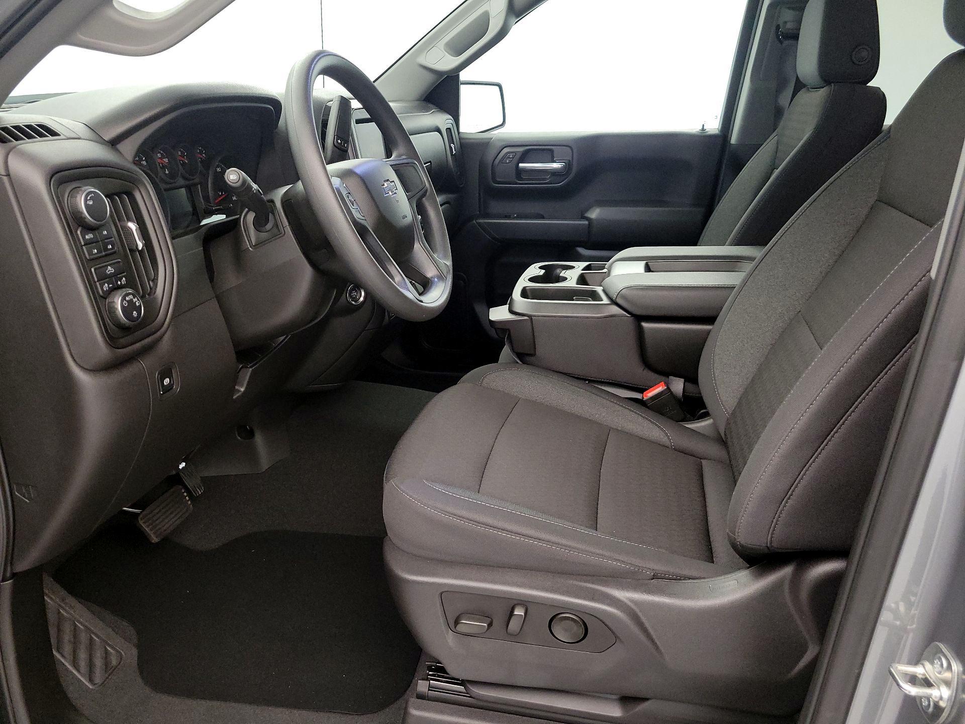 Thumbnail: 2025 Chevrolet Silverado 1500 - 11