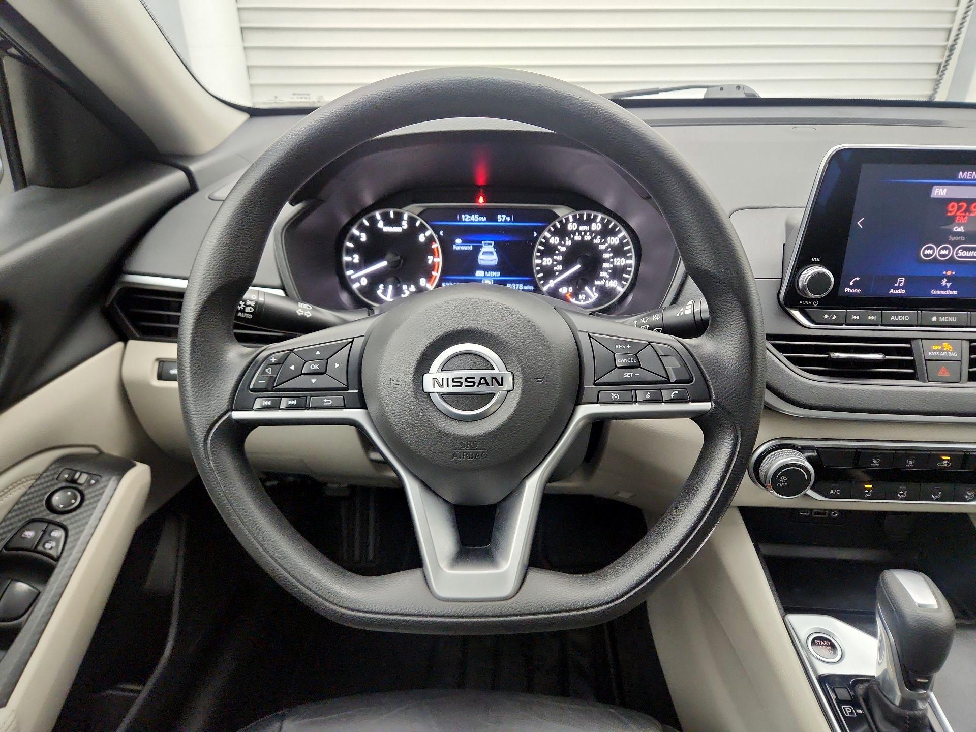 Thumbnail: 2020 Nissan Altima - 10