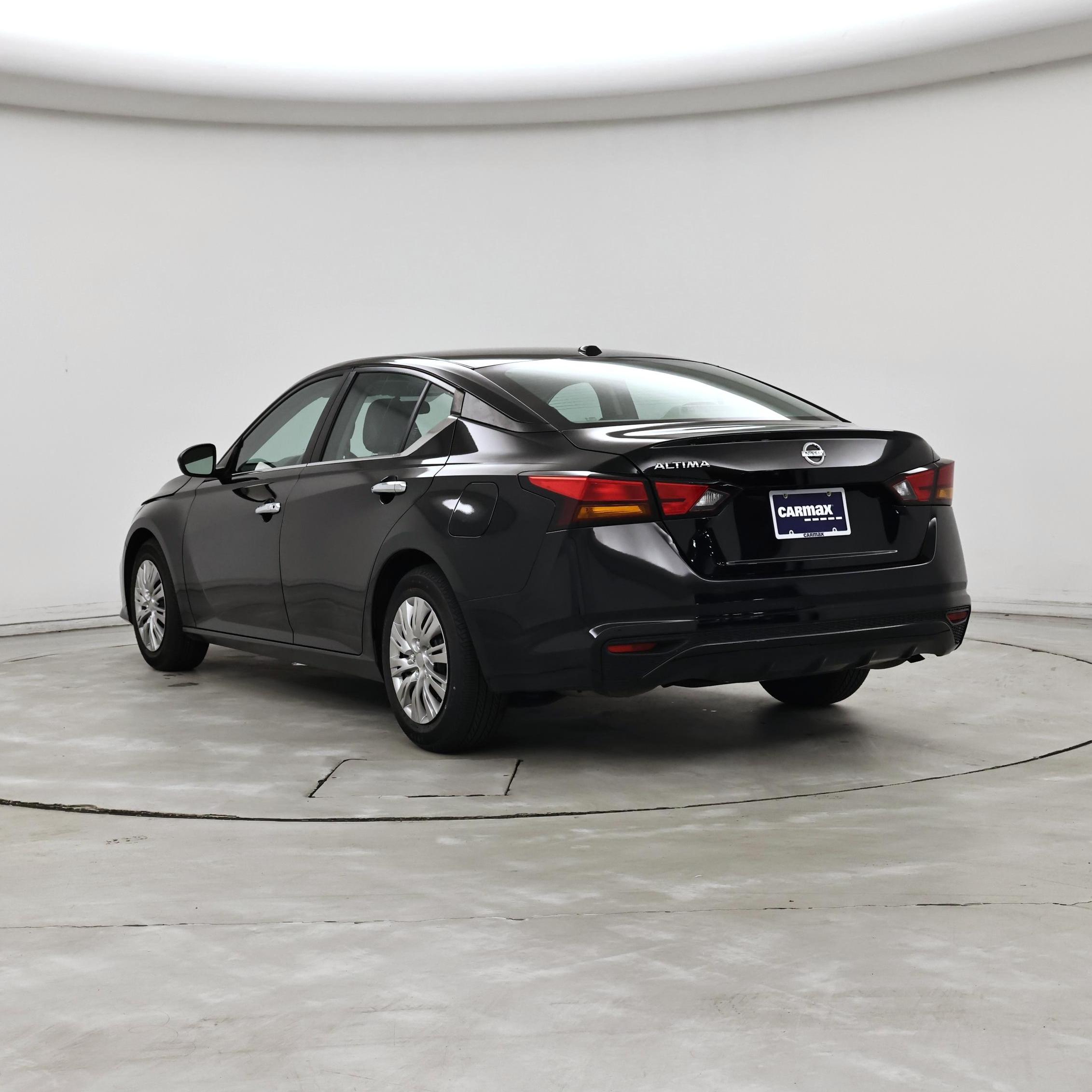 Thumbnail: 2020 Nissan Altima - 2