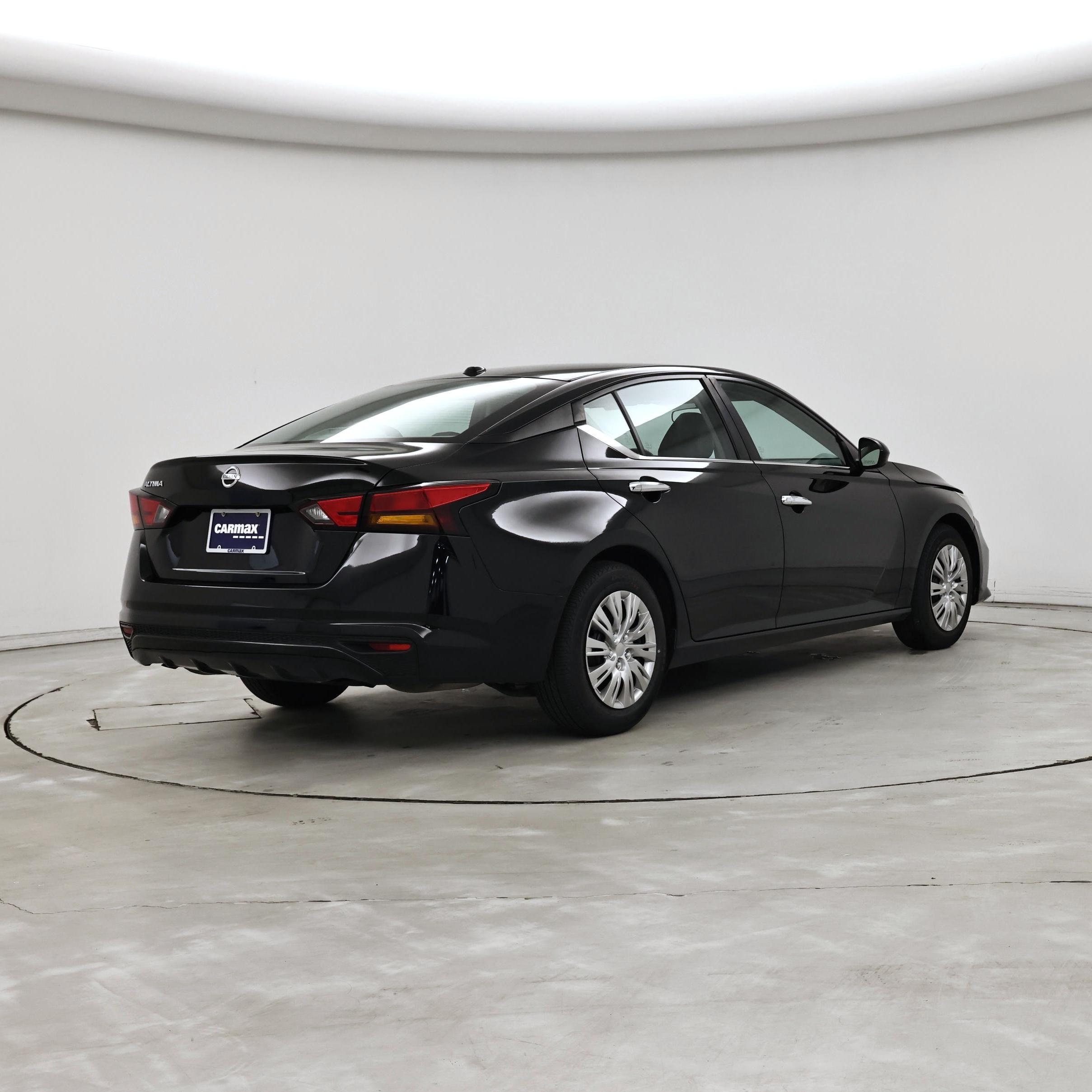 Thumbnail: 2020 Nissan Altima - 8