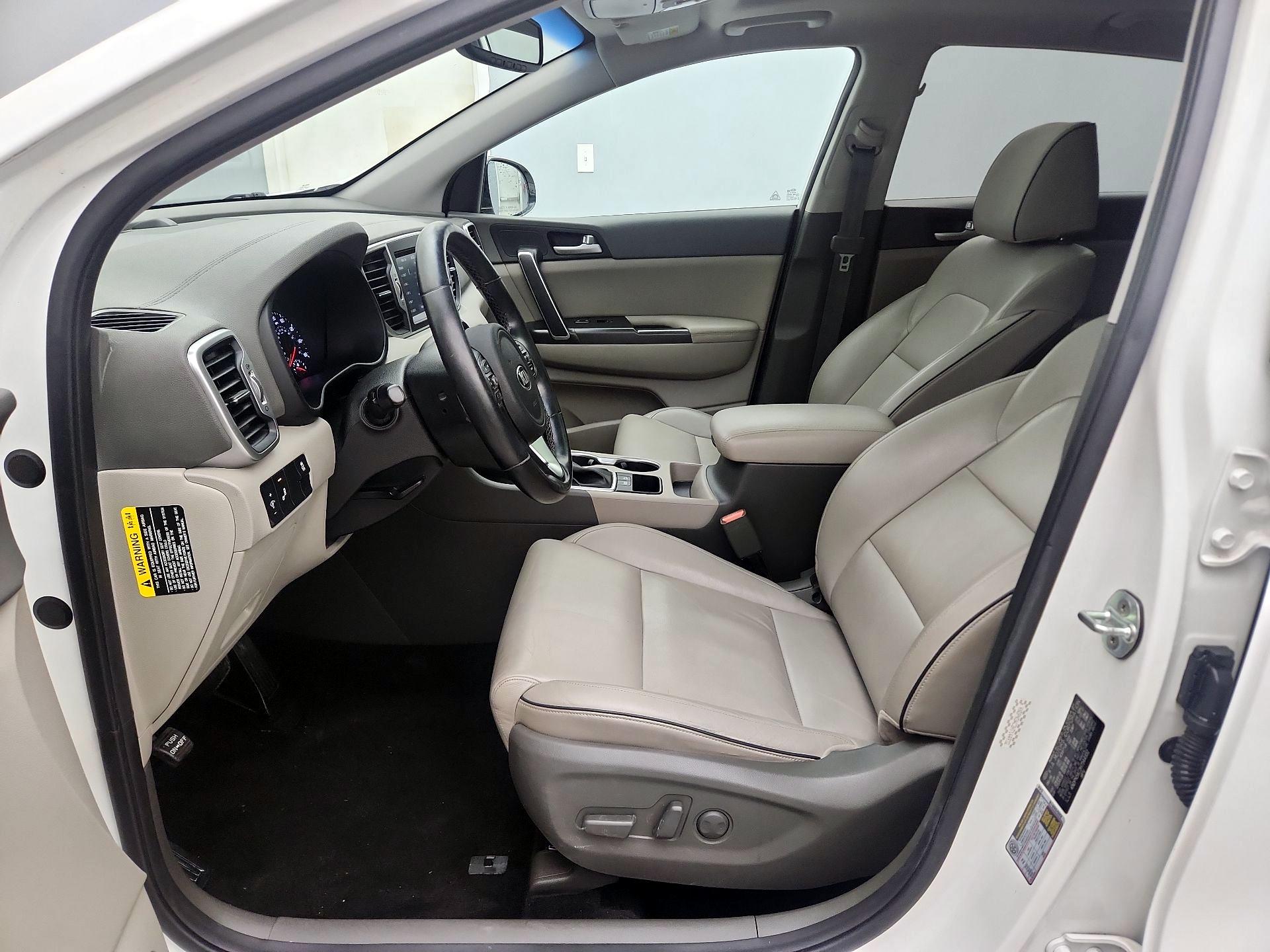 Thumbnail: 2017 Kia Sportage - 11