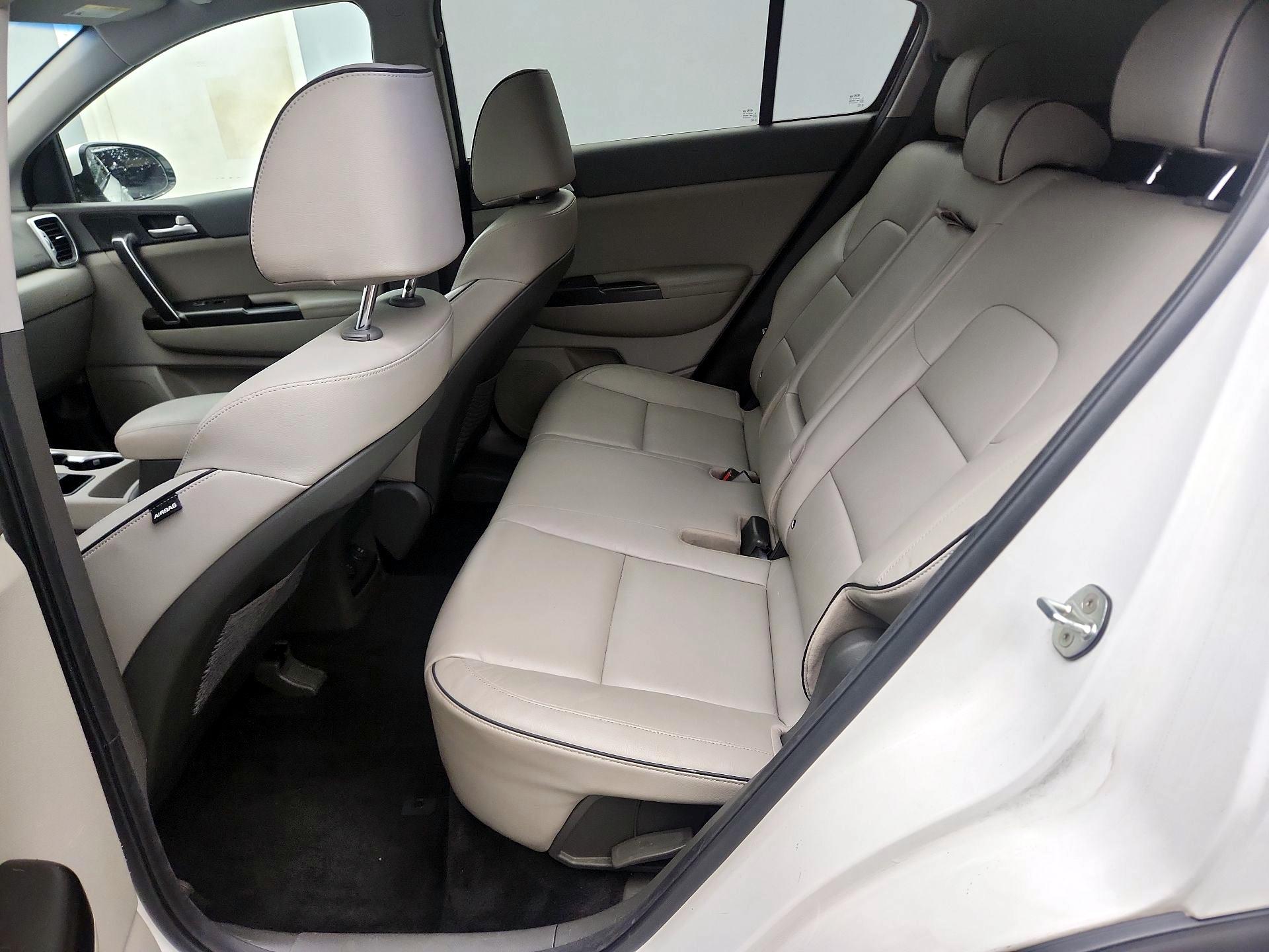 Thumbnail: 2017 Kia Sportage - 20