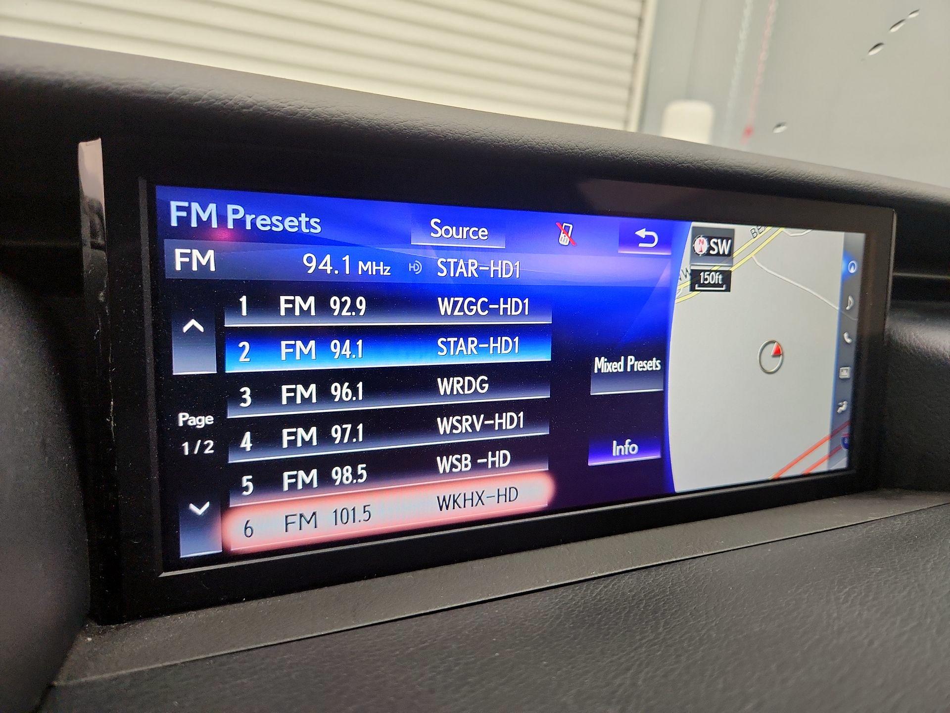 Thumbnail: 2018 Lexus IS - 16