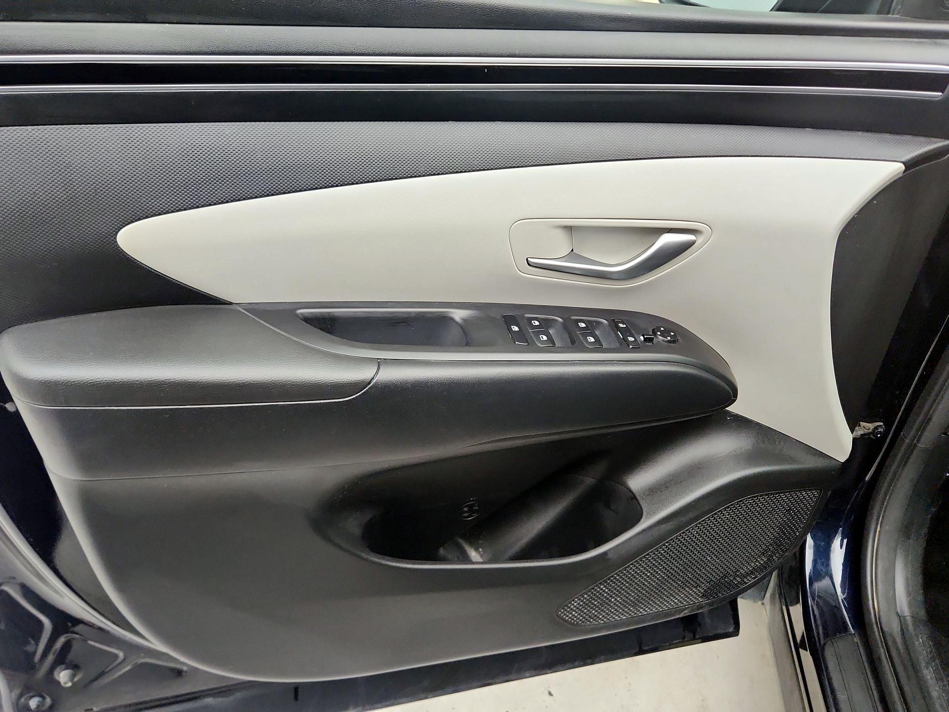 Thumbnail: 2023 Hyundai Tucson - 12