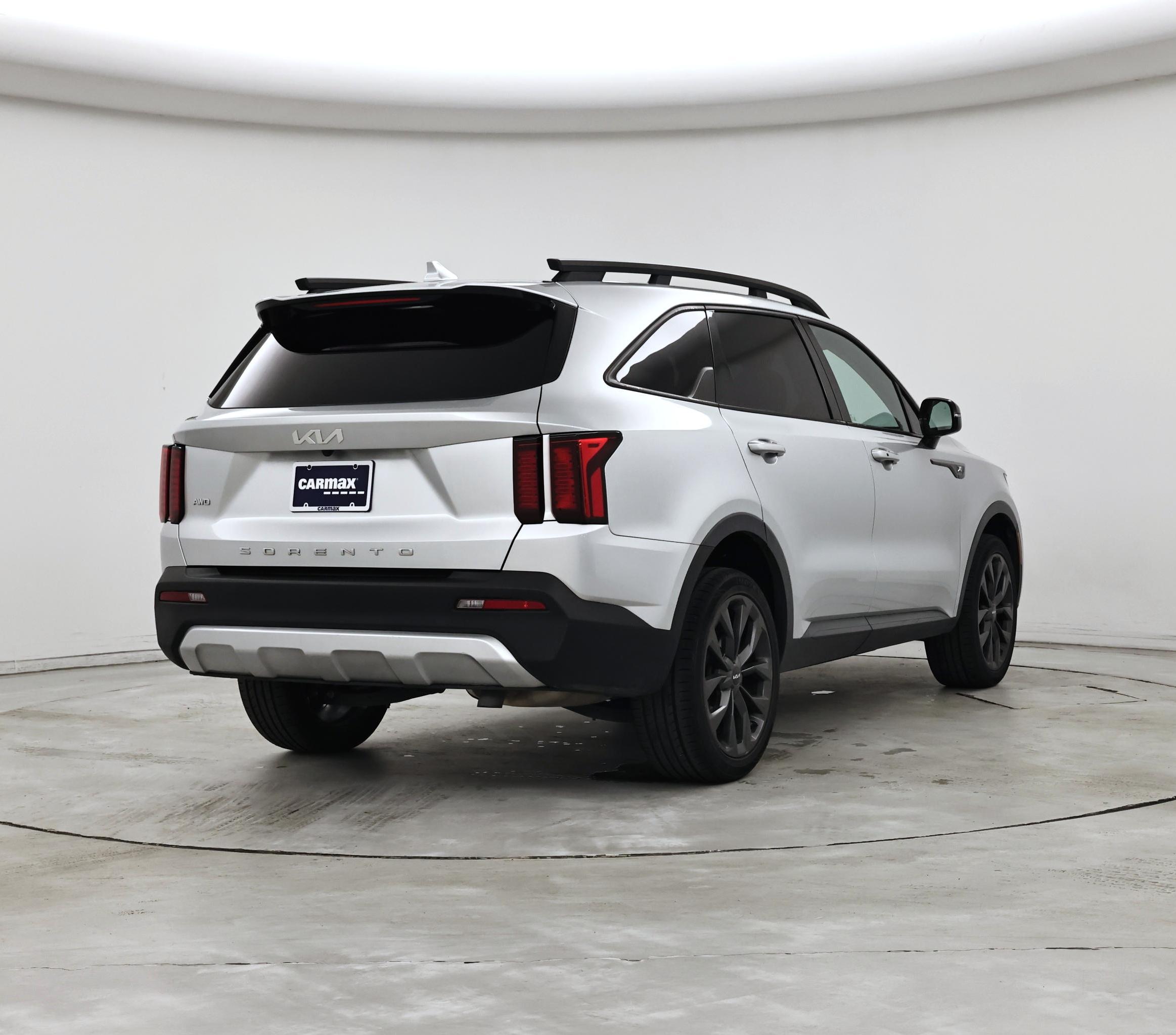 Thumbnail: 2022 Kia Sorento - 8