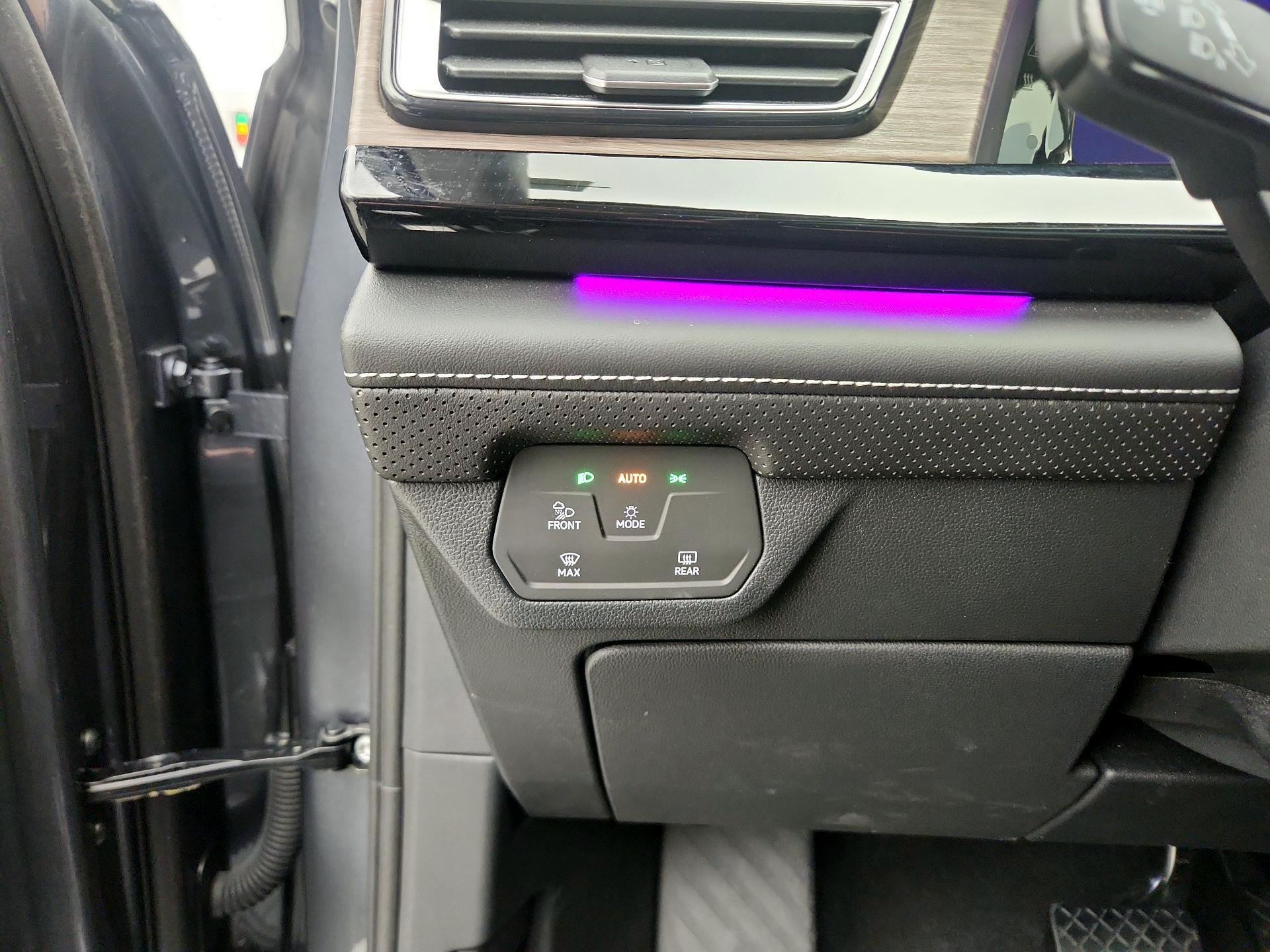 Thumbnail: 2024 Volkswagen Atlas - 13