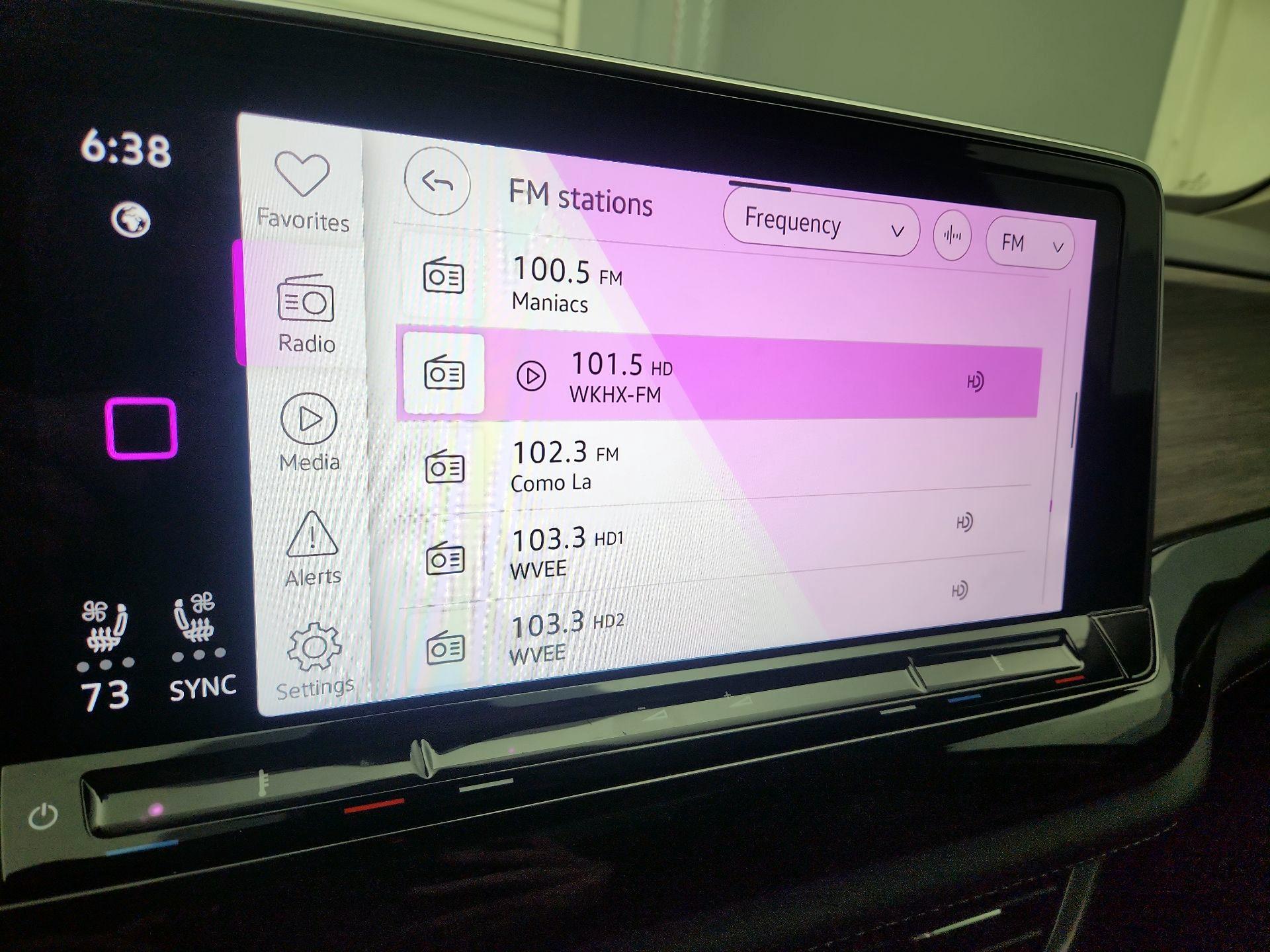 Thumbnail: 2024 Volkswagen Atlas - 16