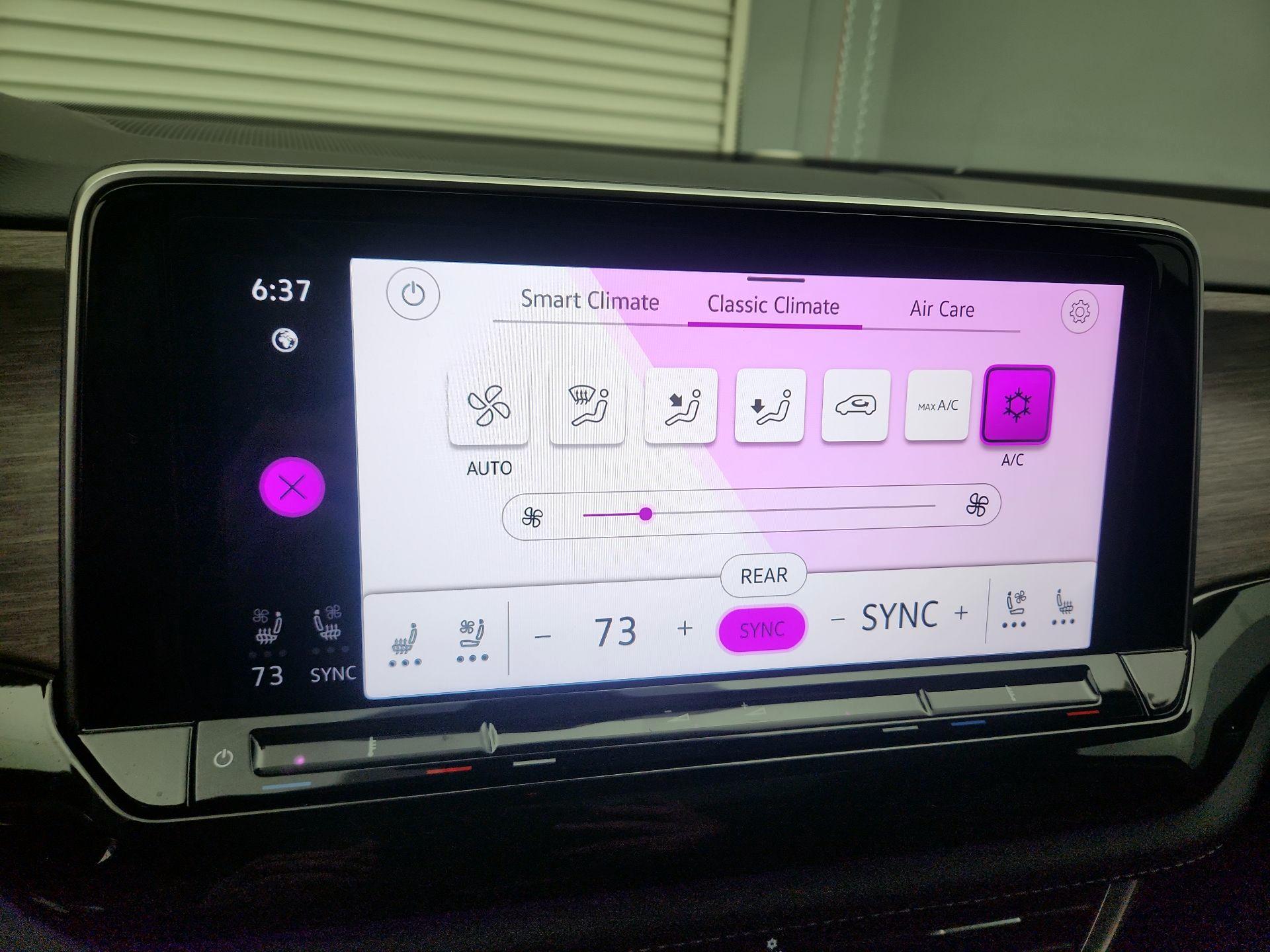 Thumbnail: 2024 Volkswagen Atlas - 17