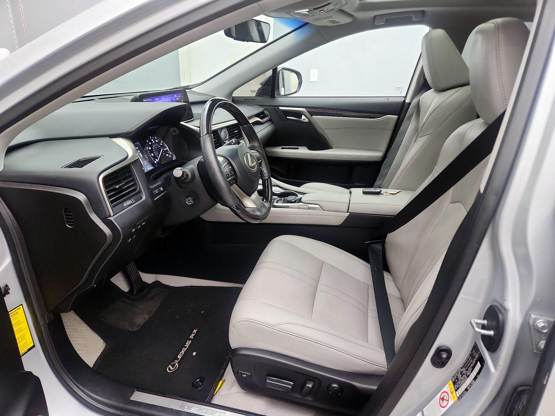 Thumbnail: 2017 Lexus RX - 11