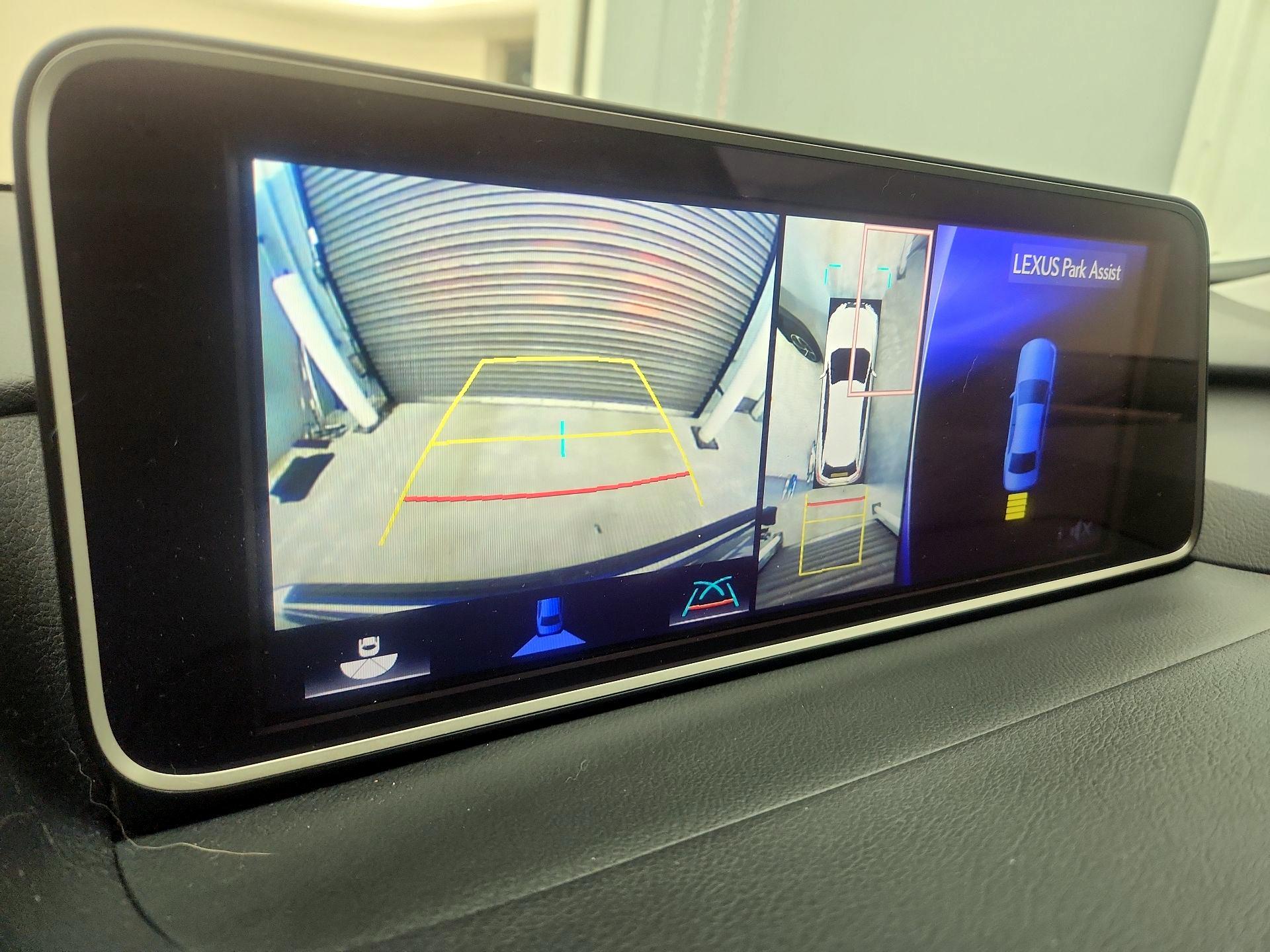 Thumbnail: 2017 Lexus RX - 14