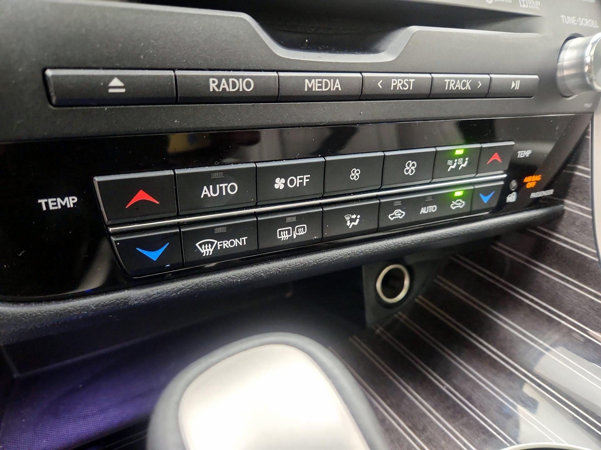 Thumbnail: 2017 Lexus RX - 16