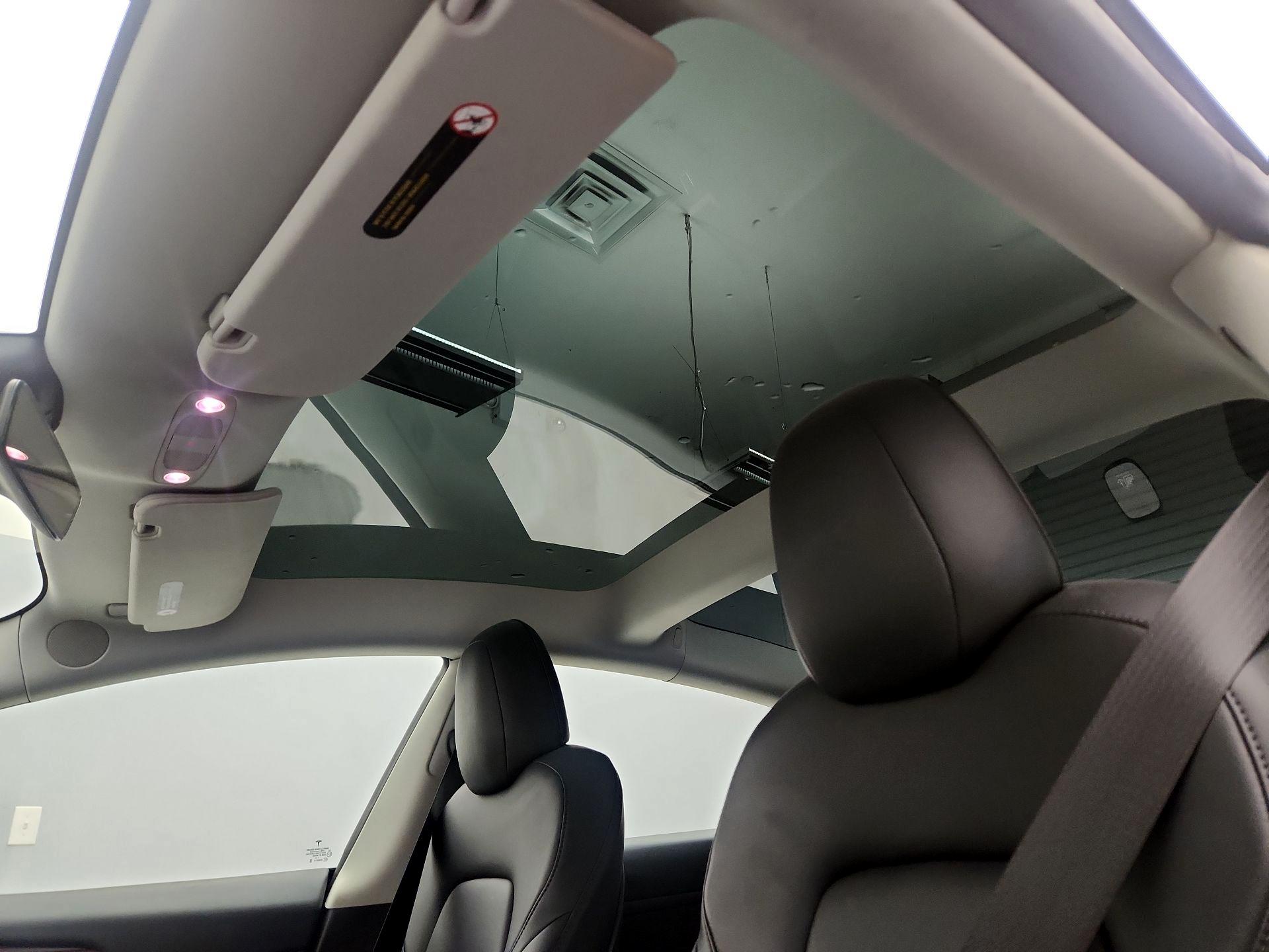 Thumbnail: 2022 Tesla Model 3 - 18