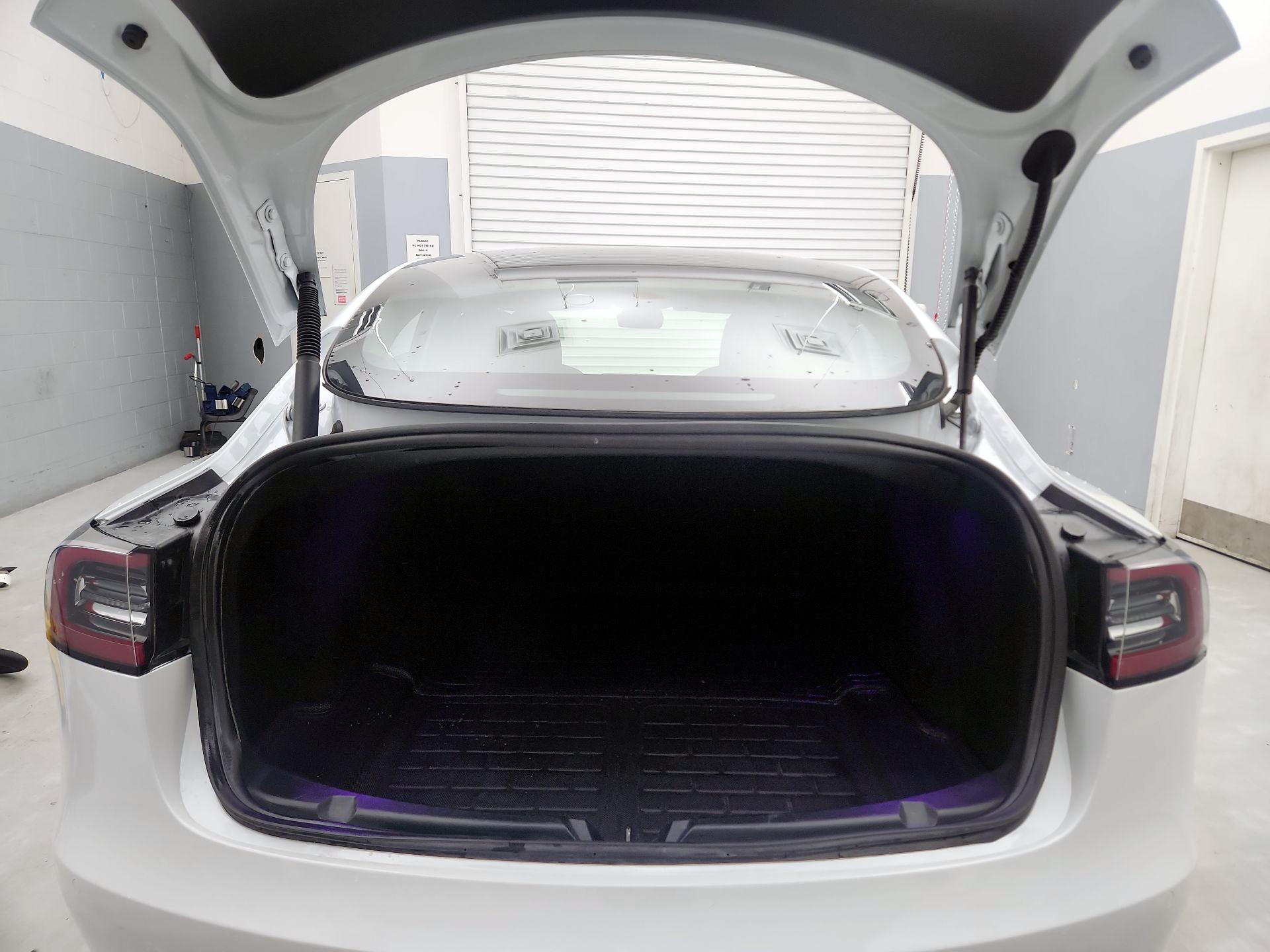 Thumbnail: 2022 Tesla Model 3 - 20